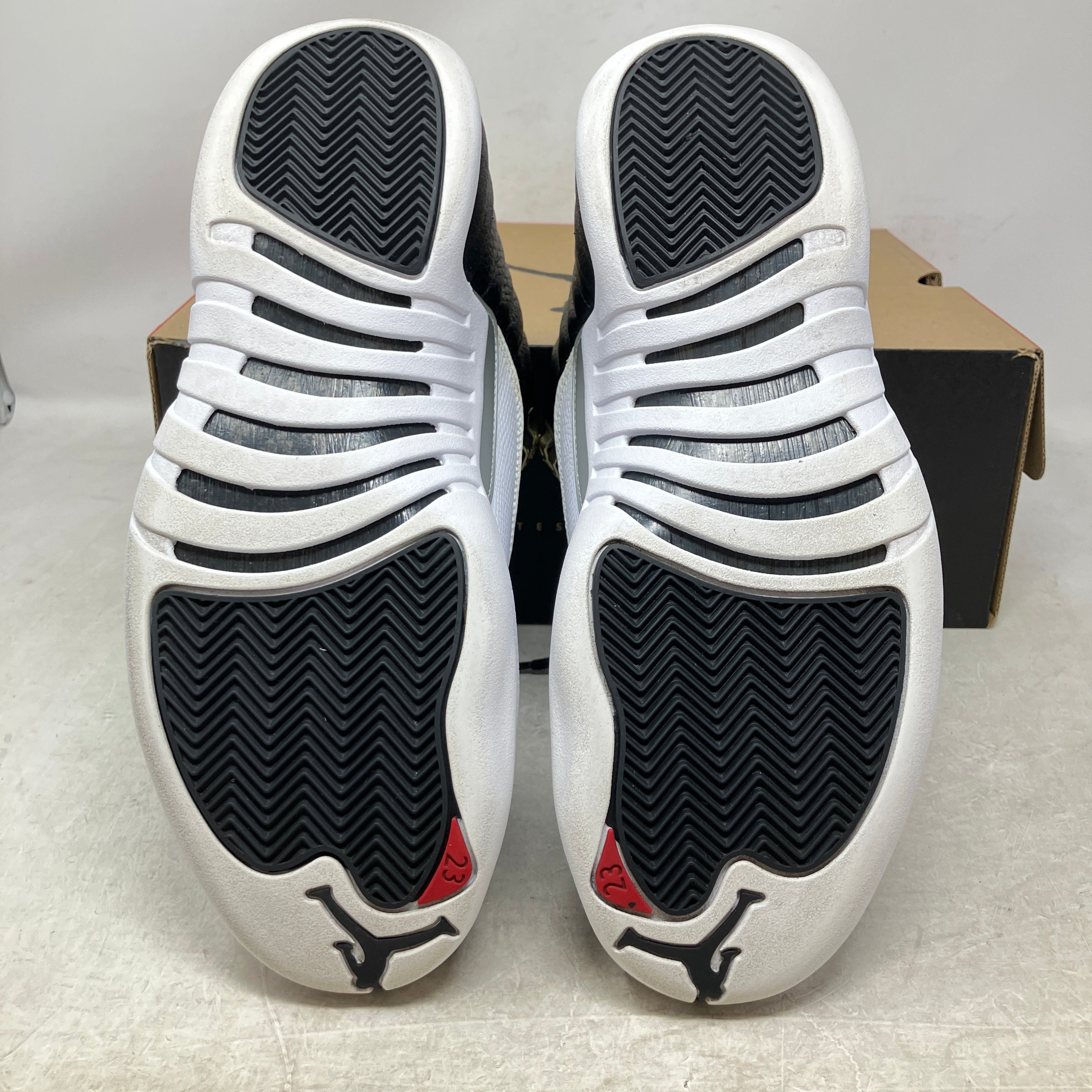 Jordan 12 Retro Playoffs (2022)