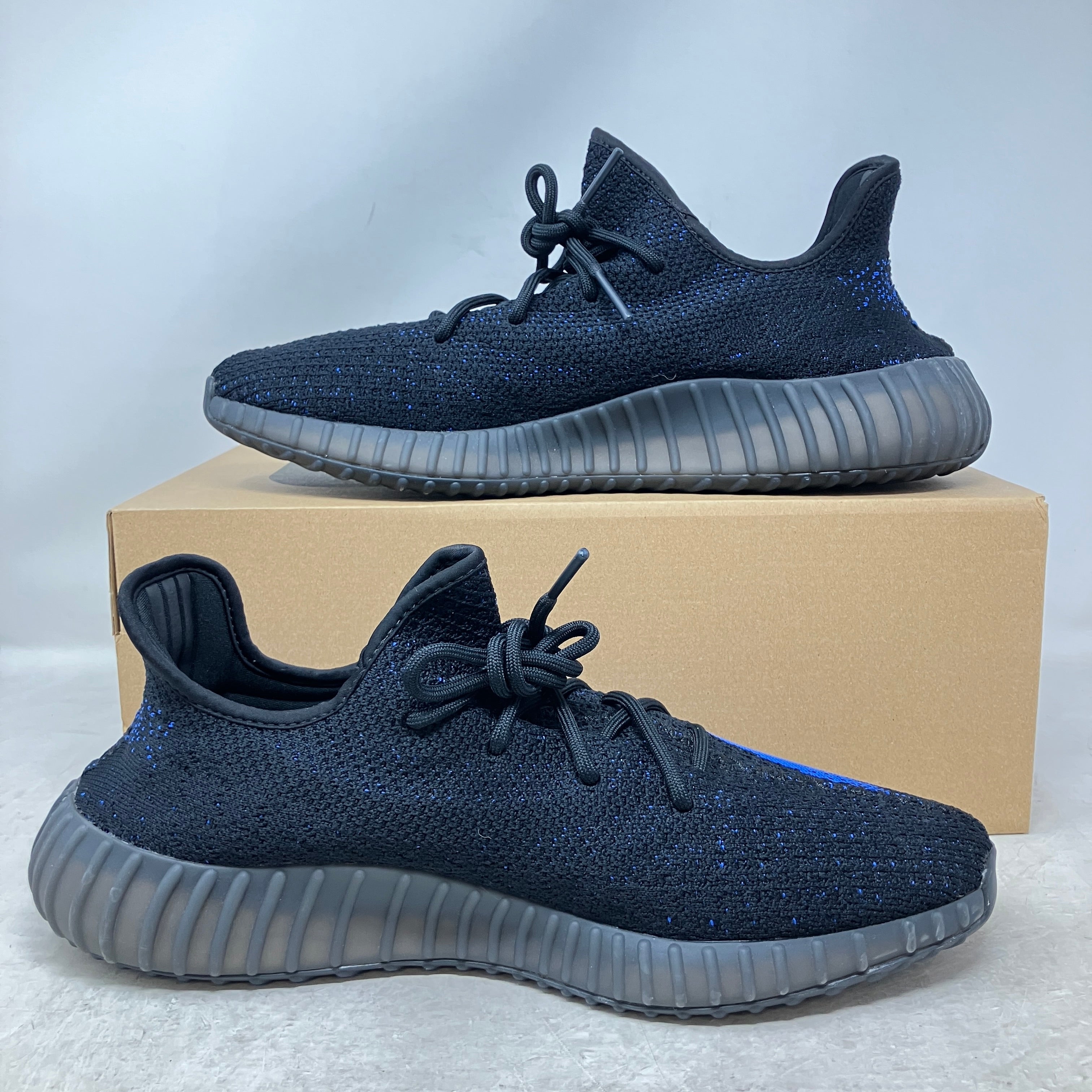 adidas Yeezy Boost 350 V2 Dazzling Blue
