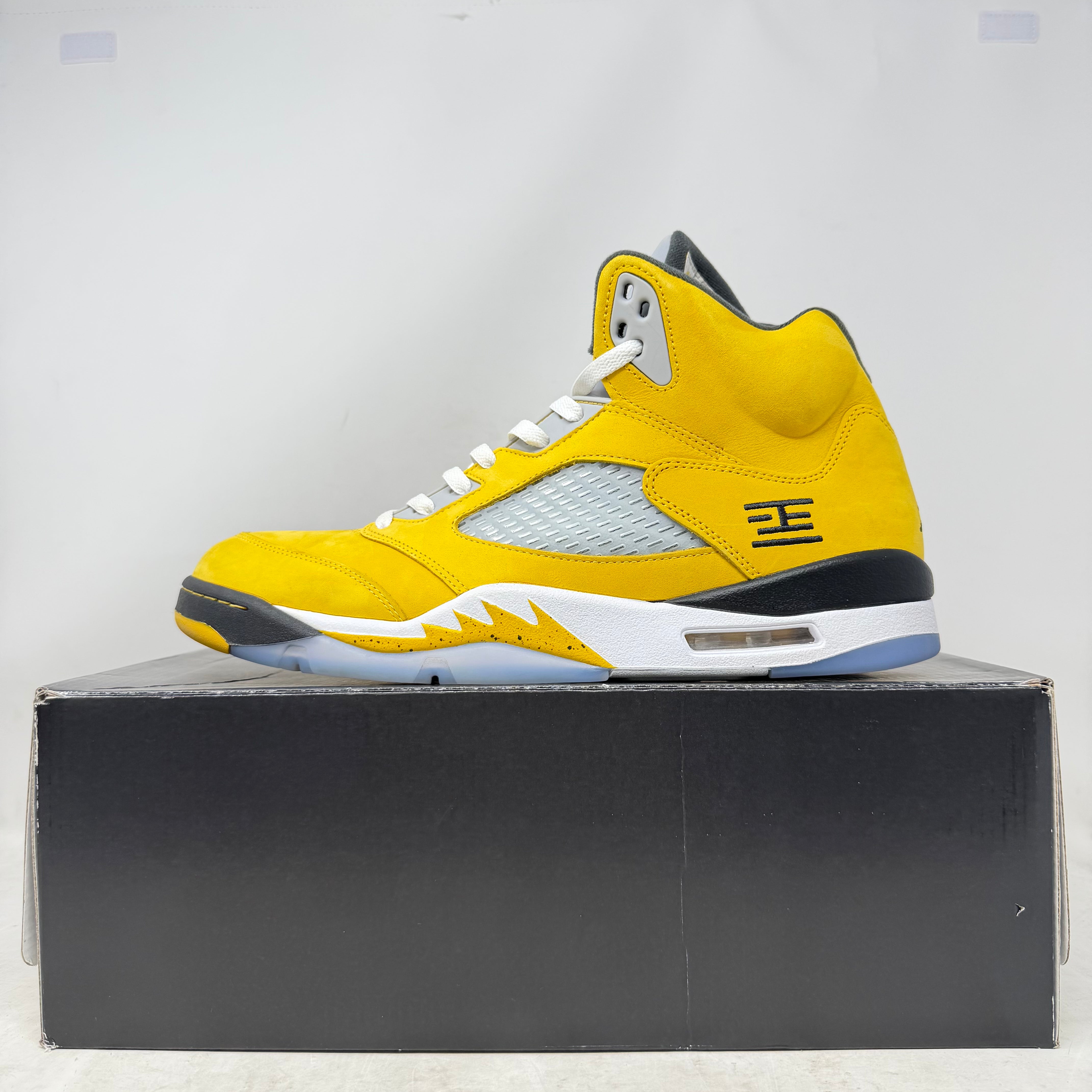 Jordan 5 Retro Tokyo T23 (2025) – Hidden Realm