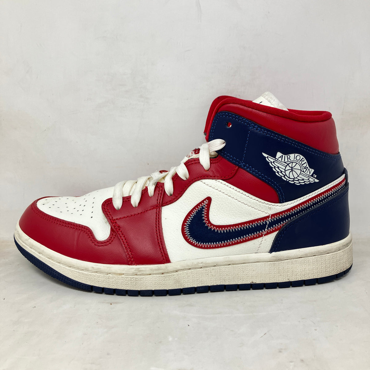 Jordan 1 Mid USA (2022) (Women's)