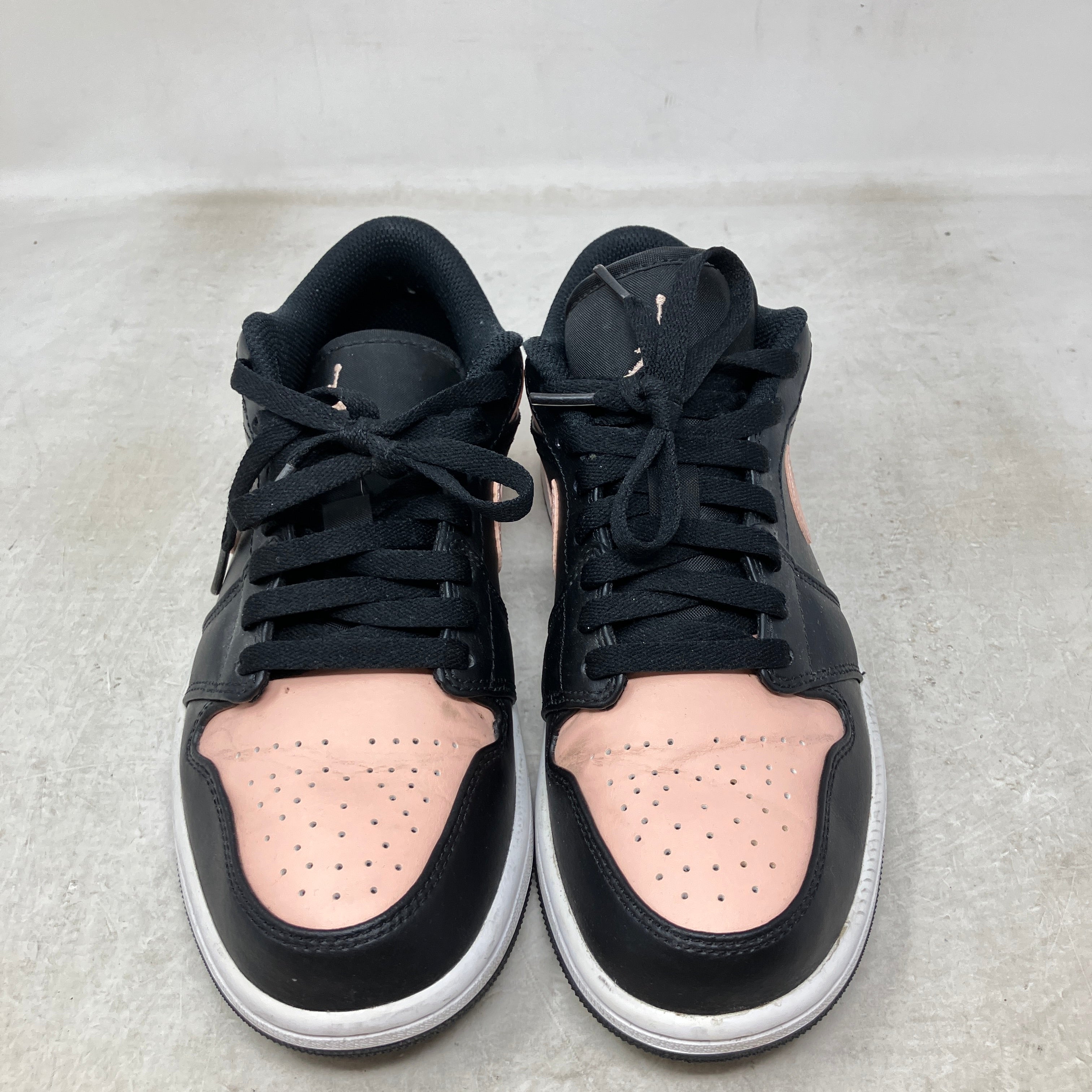 Jordan 1 Low Crimson Tint