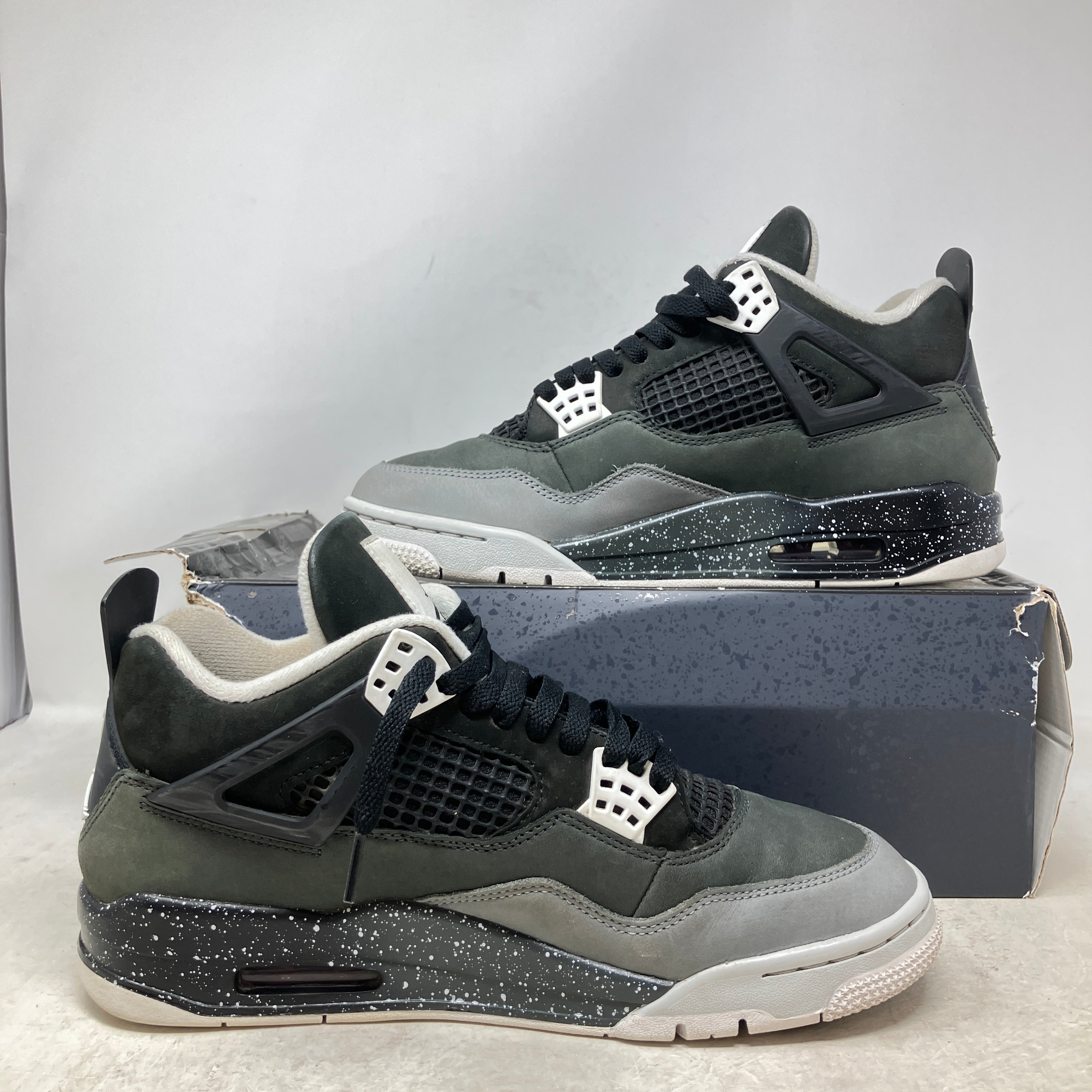 Jordan 4 Retro Fear (2024)