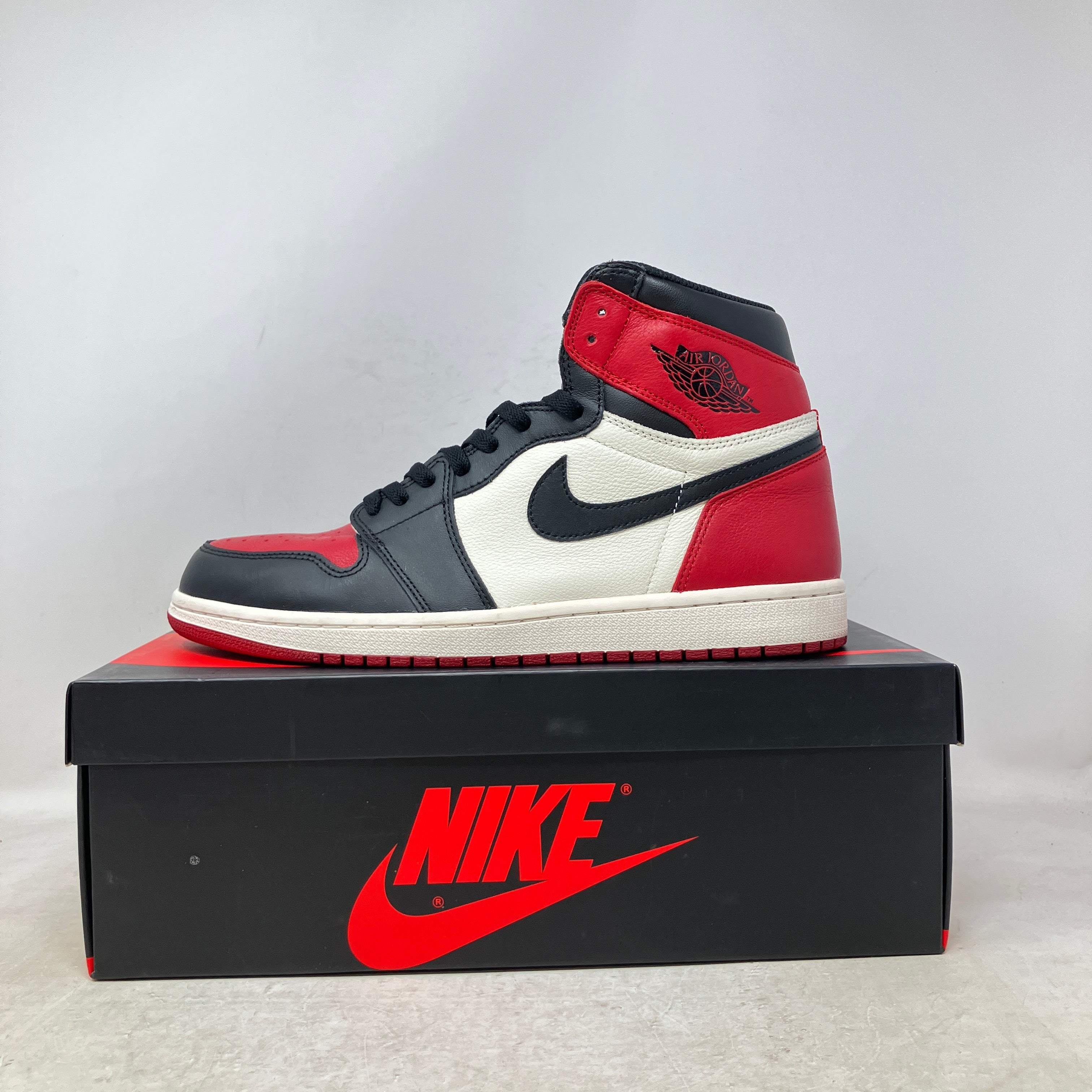 Jordan 1 Retro High Bred Toe