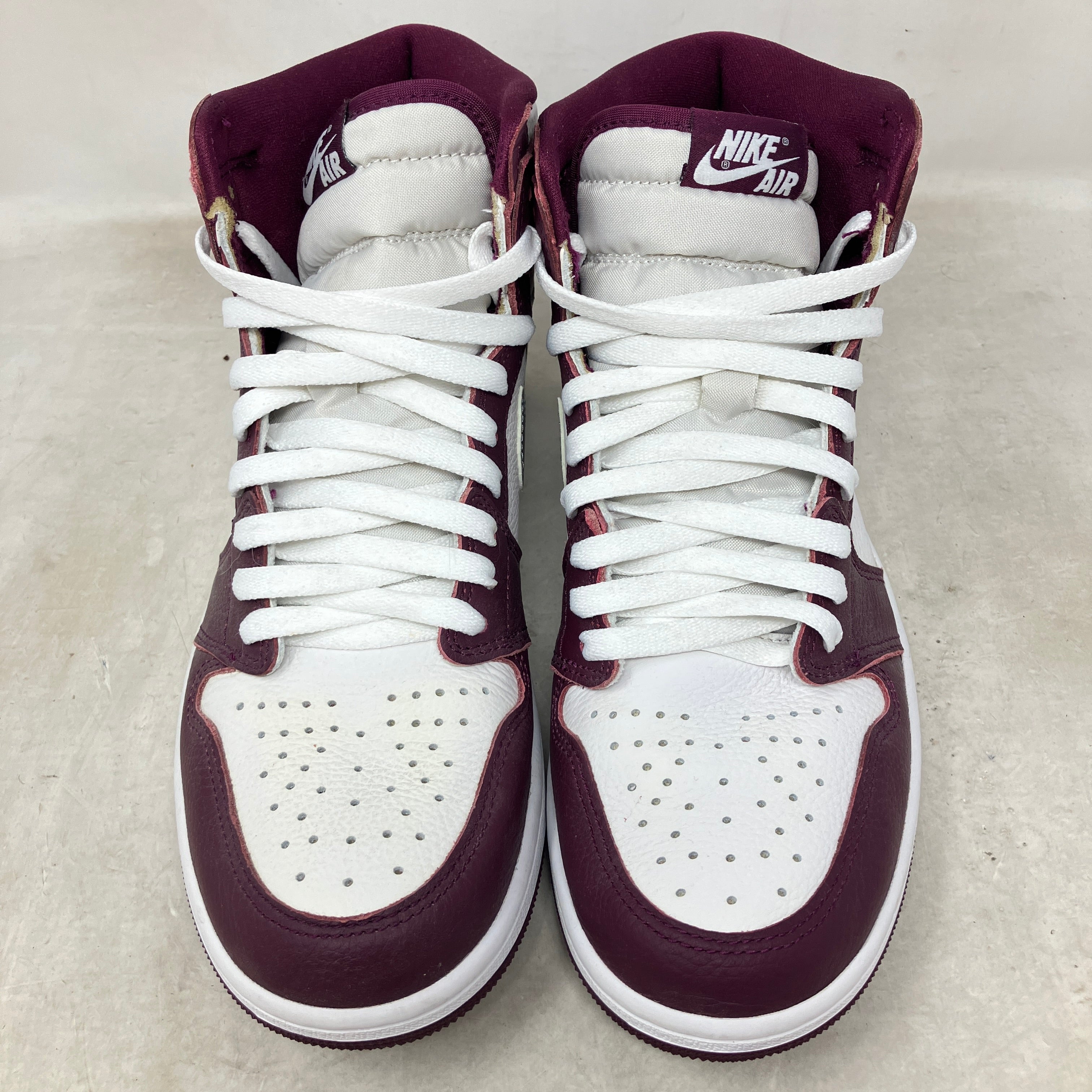 Jordan 1 Retro High OG Bordeaux