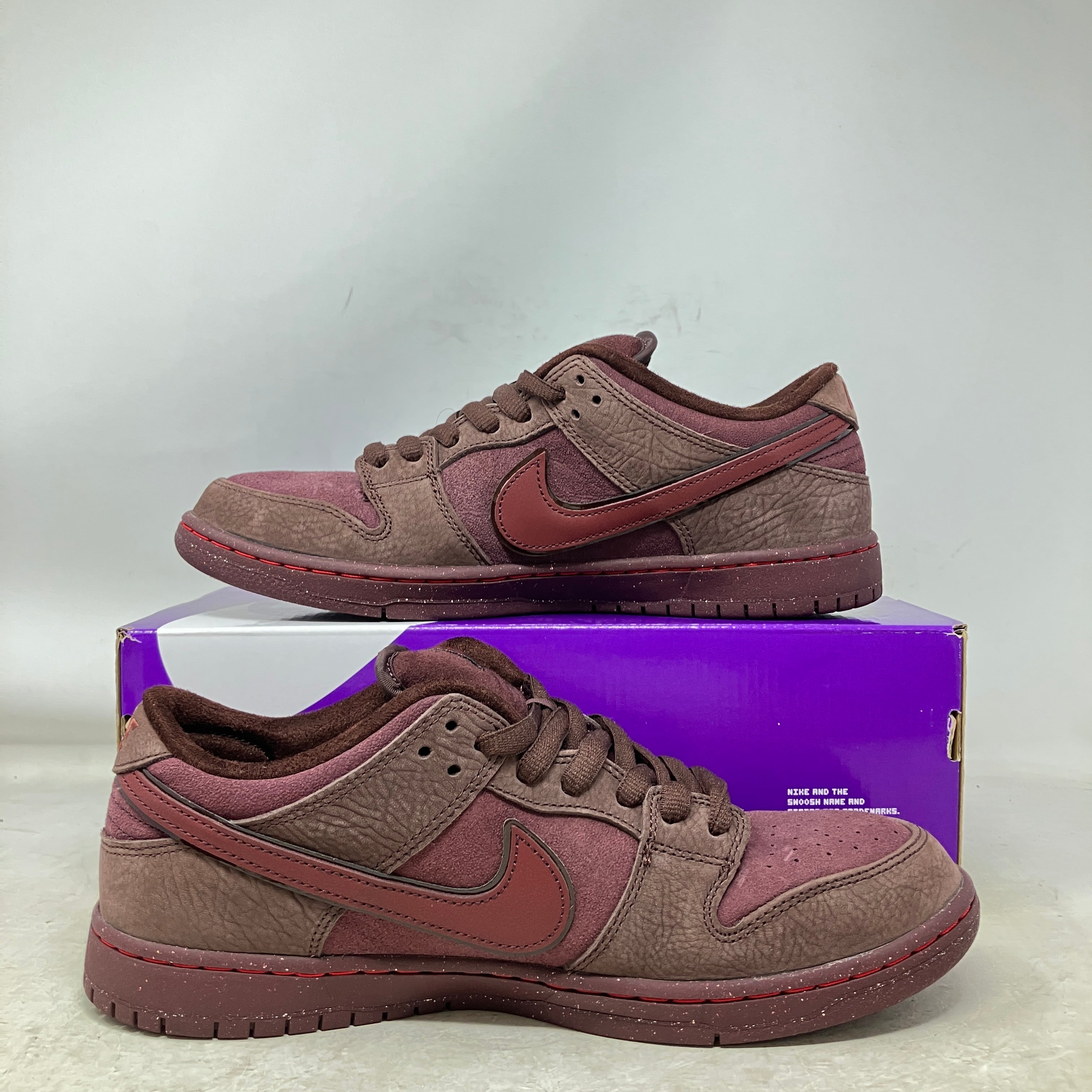 Nike SB Dunk Low City of Love Burgundy Crush
