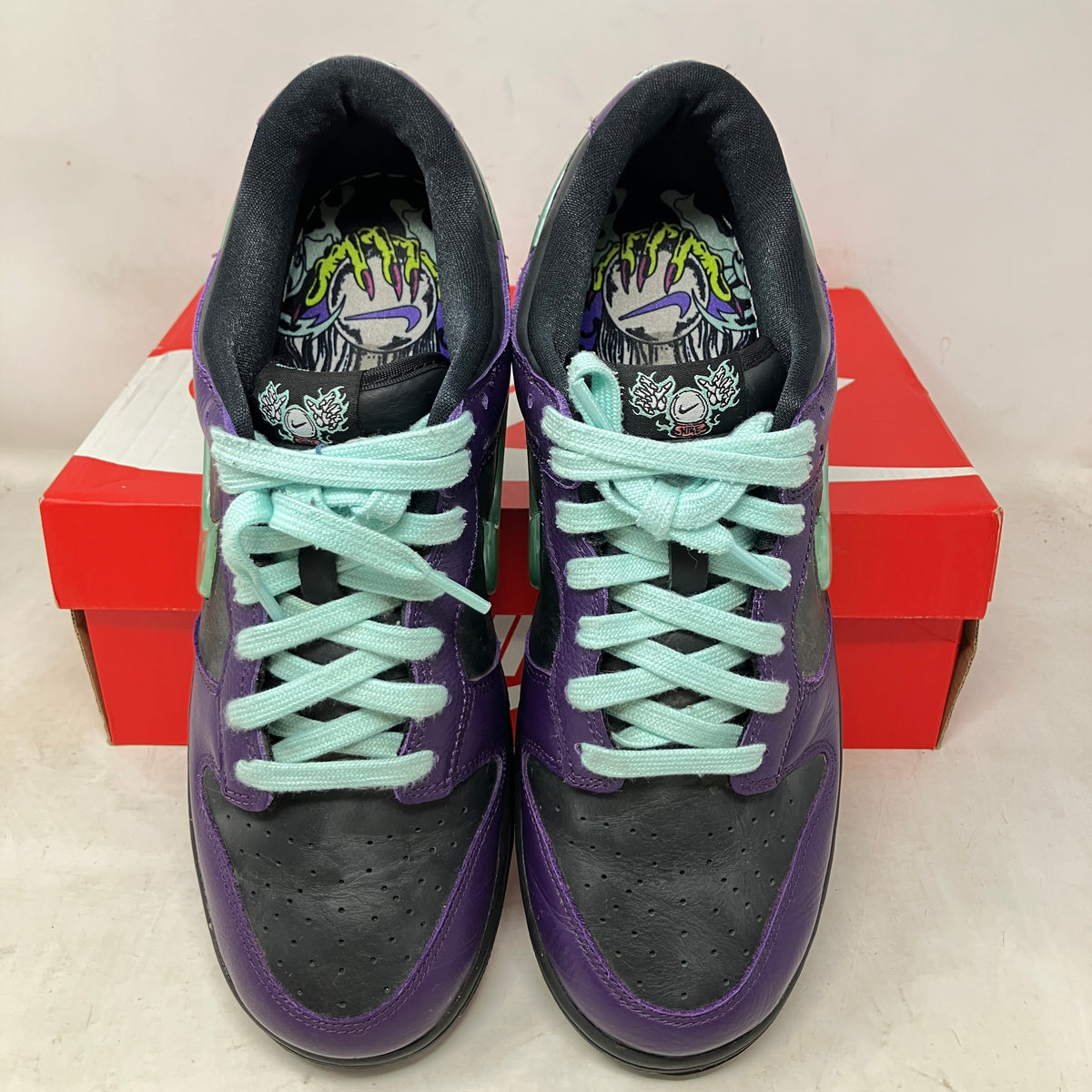 Nike Dunk Low LTD Wizard