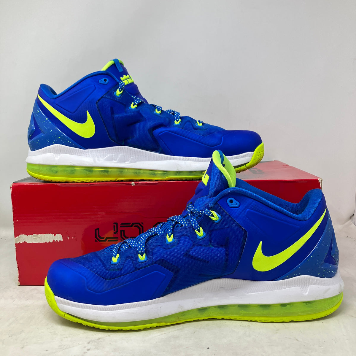 Nike LeBron 11 Low Sprite
