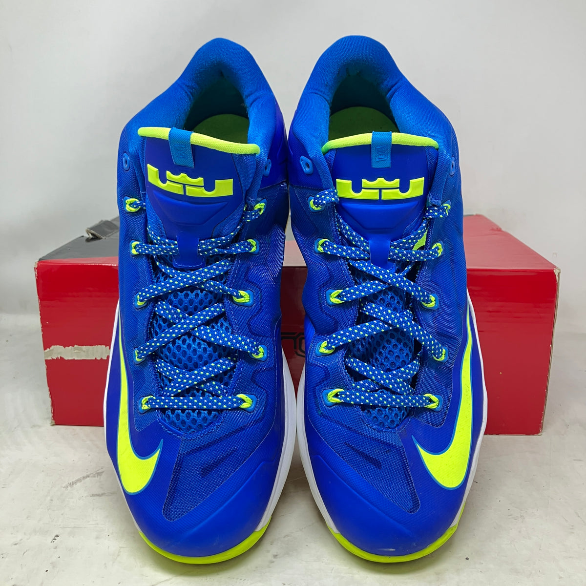Nike LeBron 11 Low Sprite