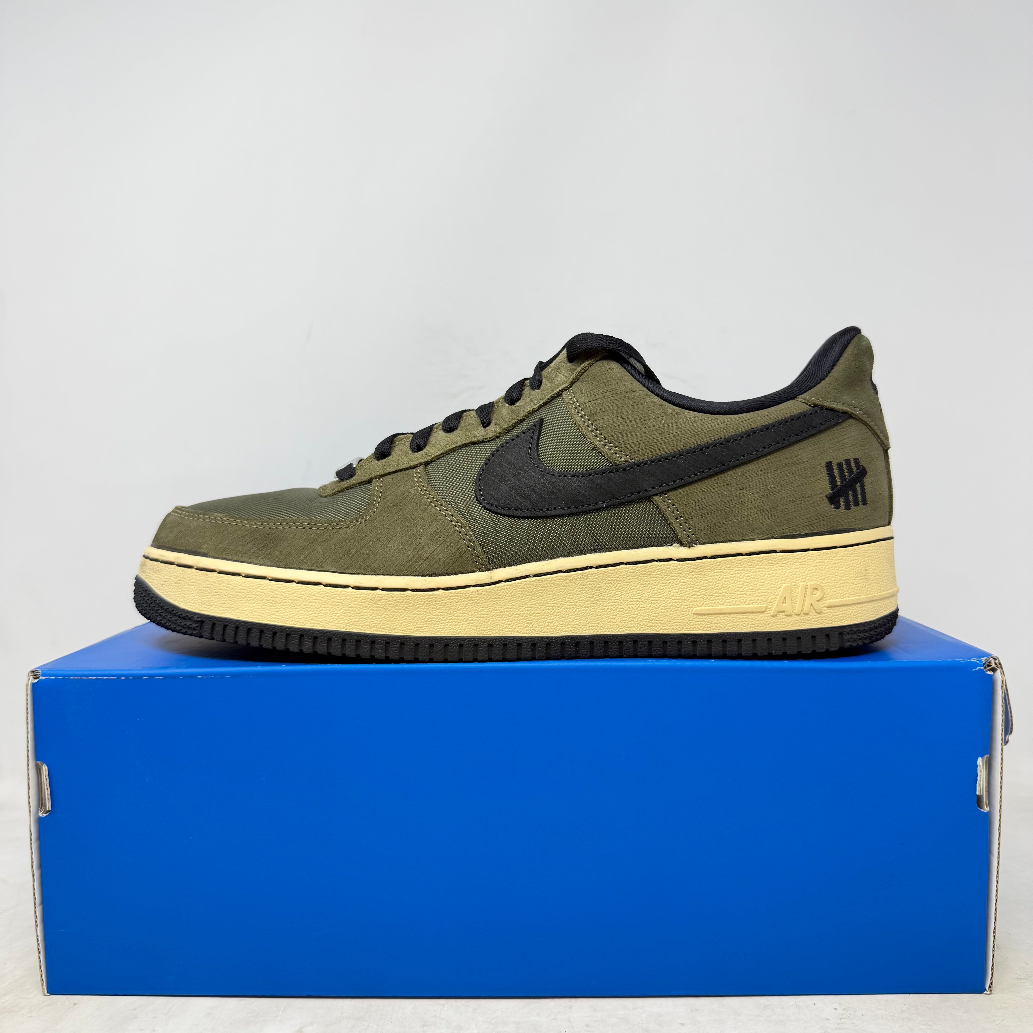 Nike Air Force 1 Low SP Undefeated Ballistic Dunk vs. AF1 – Hidden 