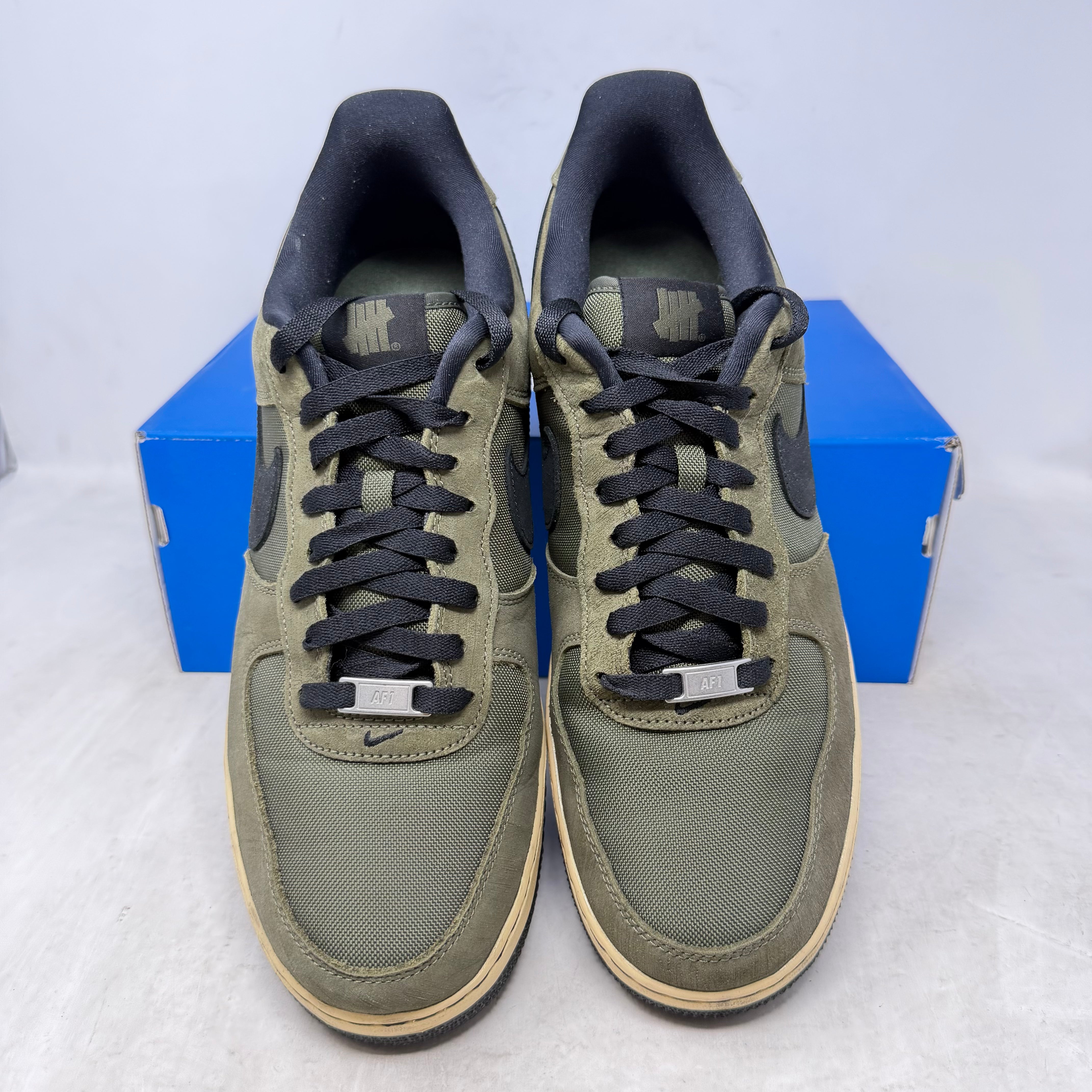 Nike Air Force 1 Low SP Undefeated Ballistic Dunk vs. AF1