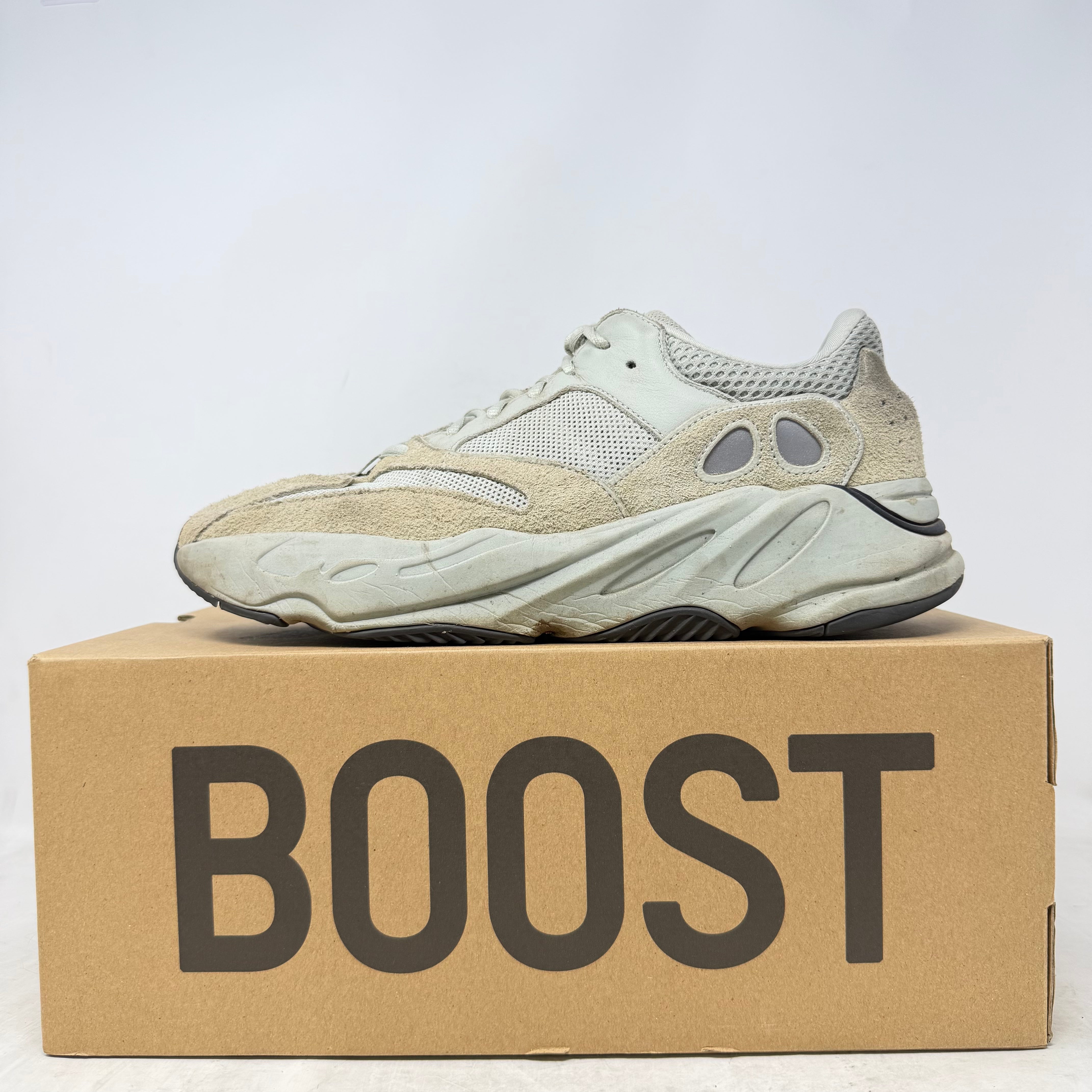 adidas Yeezy Boost 700 Salt