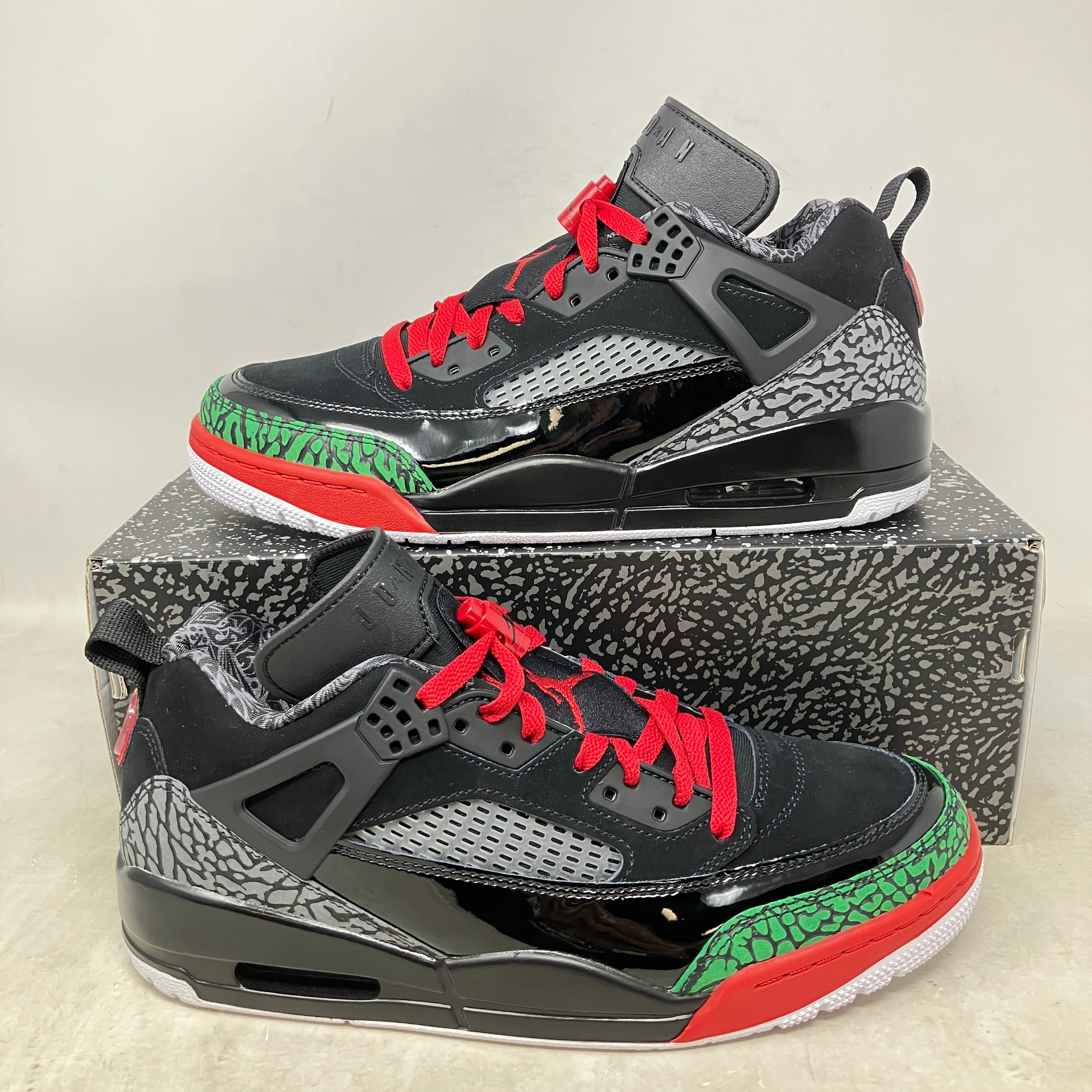 Jordan Spizike Low Black Classic Green White Varsity Red