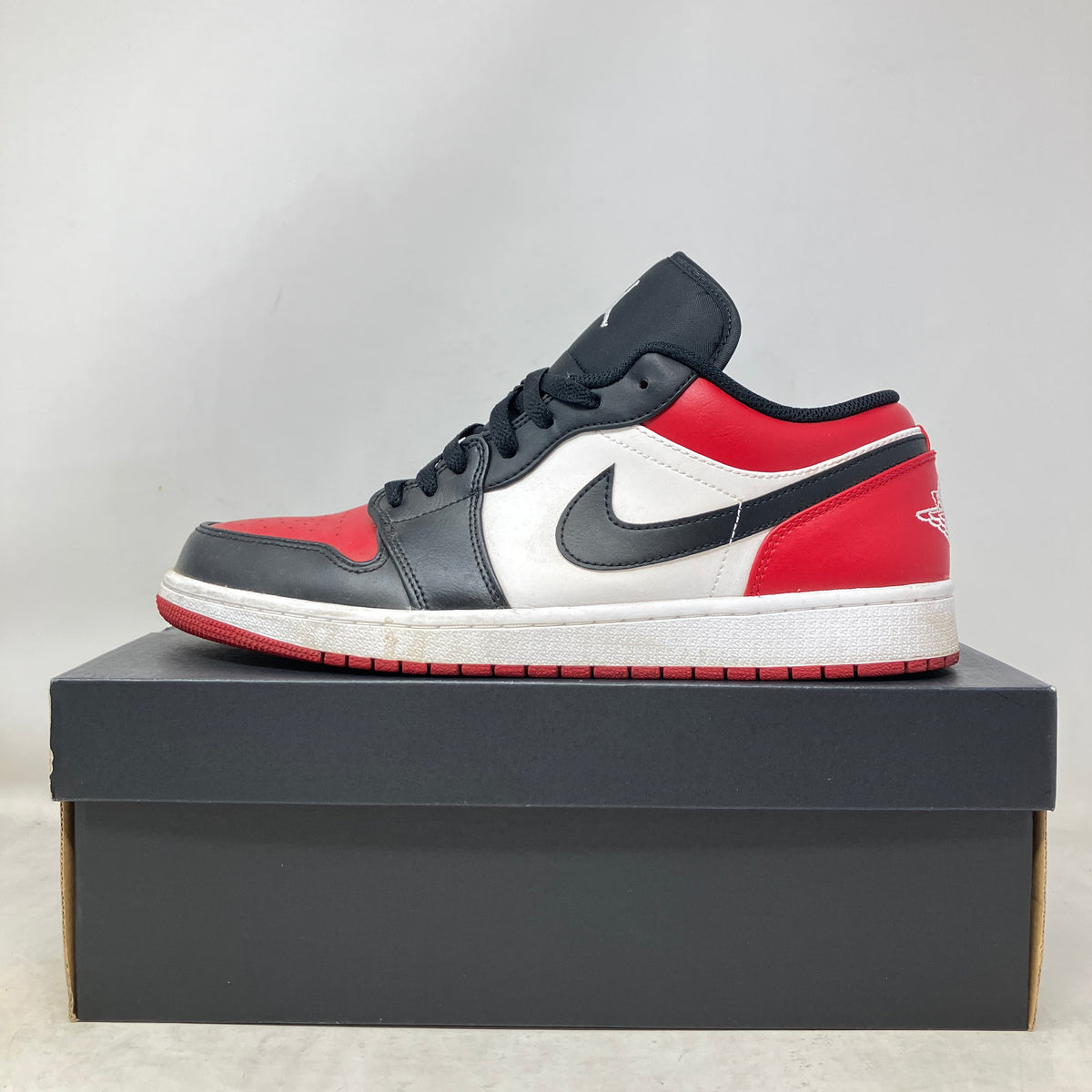Jordan 1 Low Bred Toe