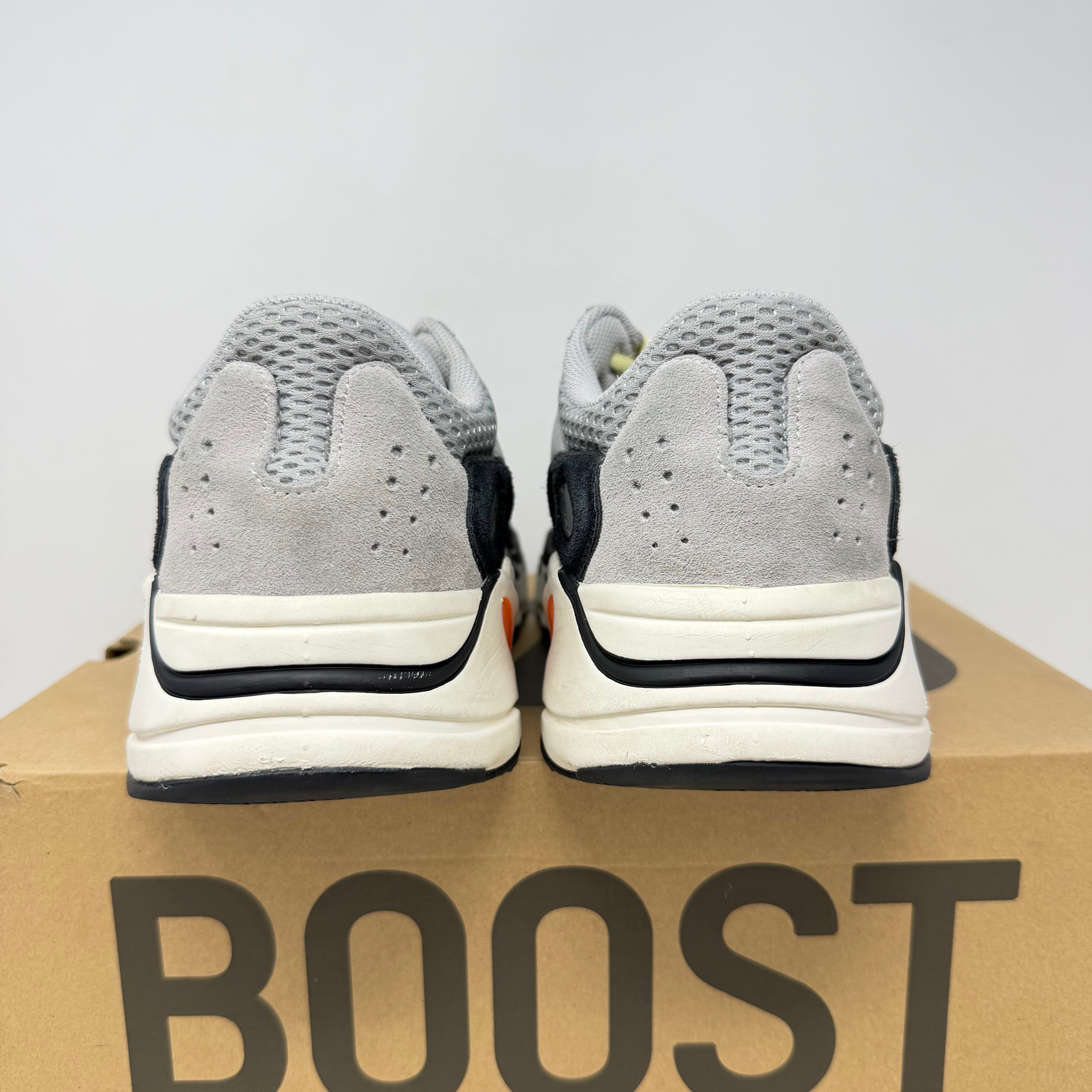 adidas Yeezy Boost 700 Wave Runner