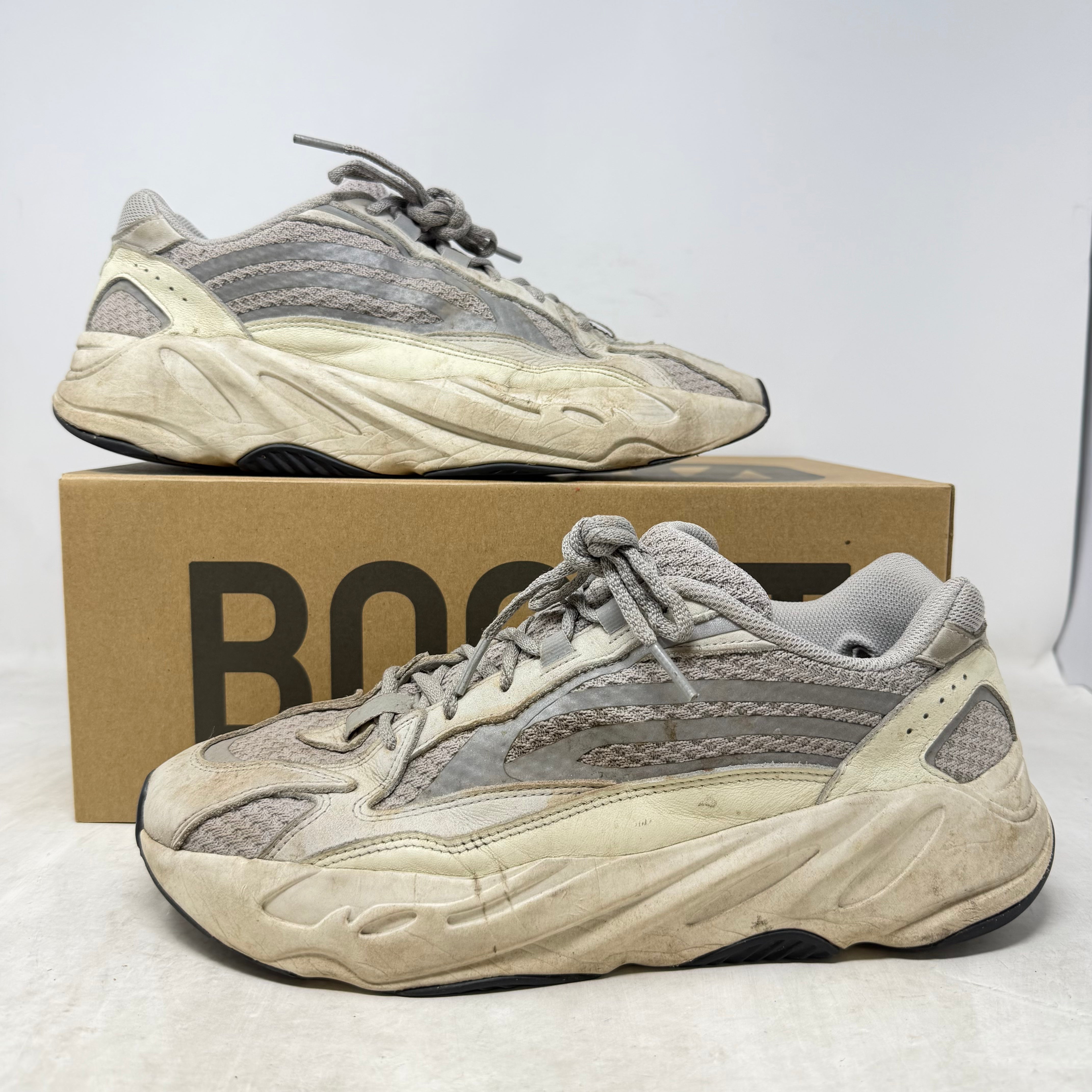 adidas Yeezy Boost 700 V2 Static