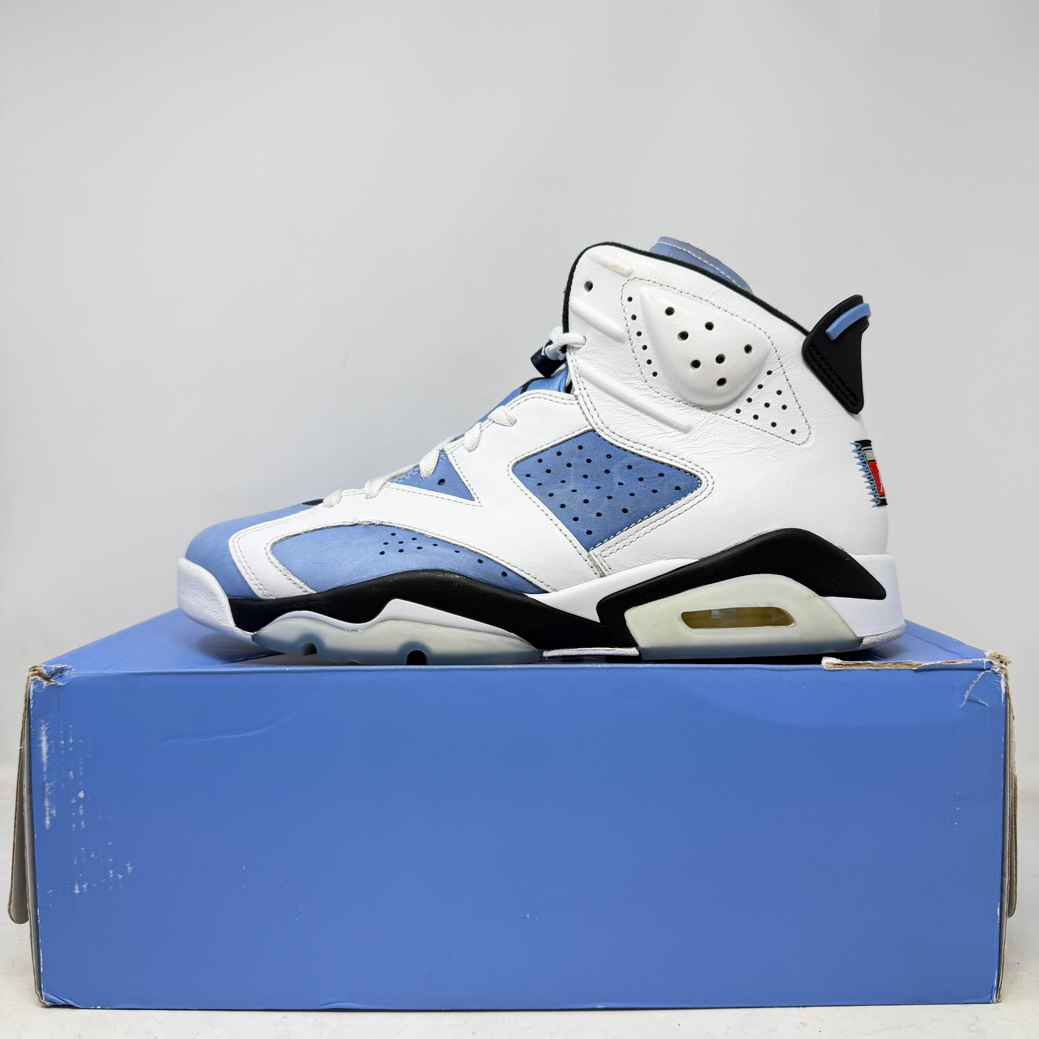 Jordan 6 Retro UNC White