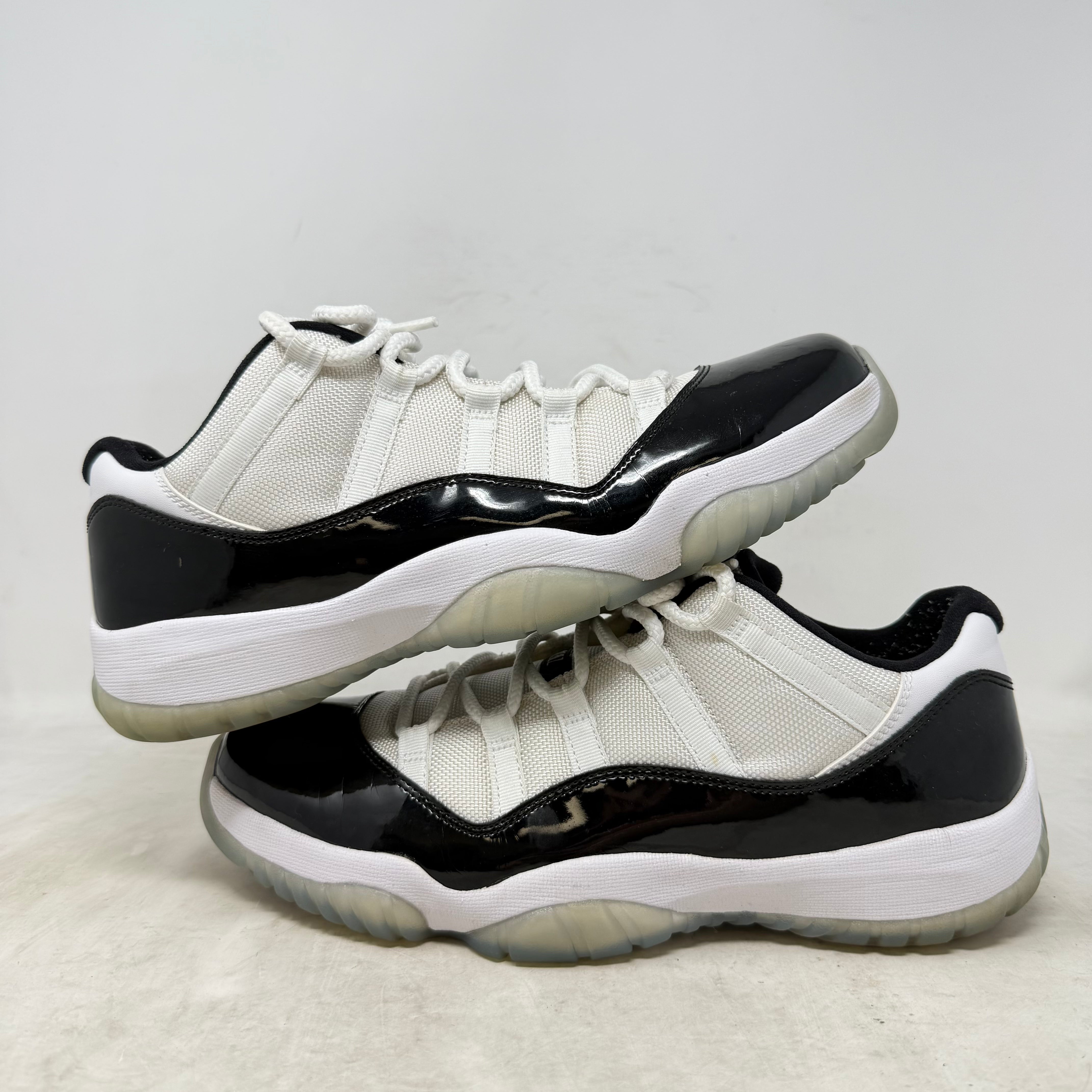 Jordan 11 Retro Low Concord