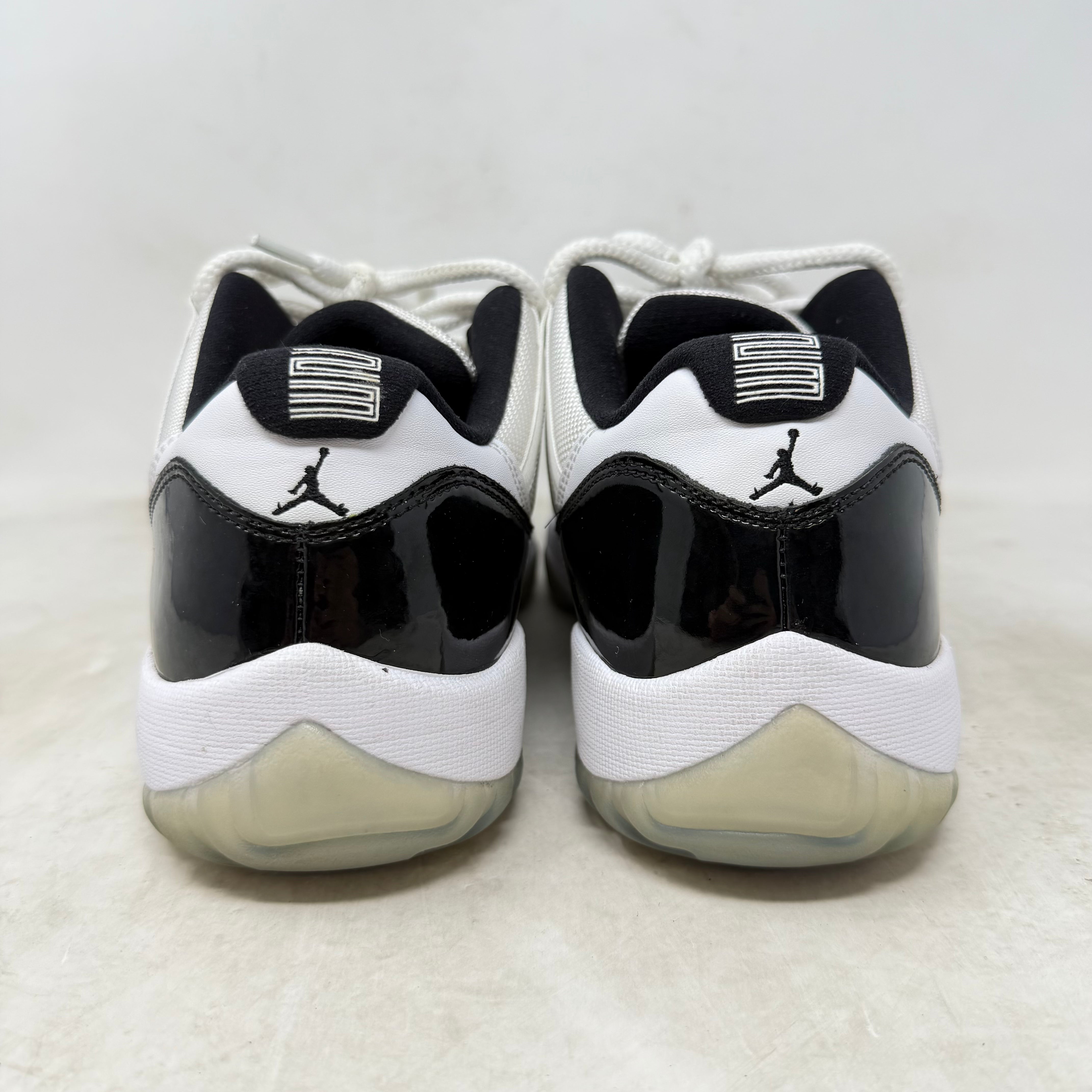 Jordan 11 Retro Low Concord