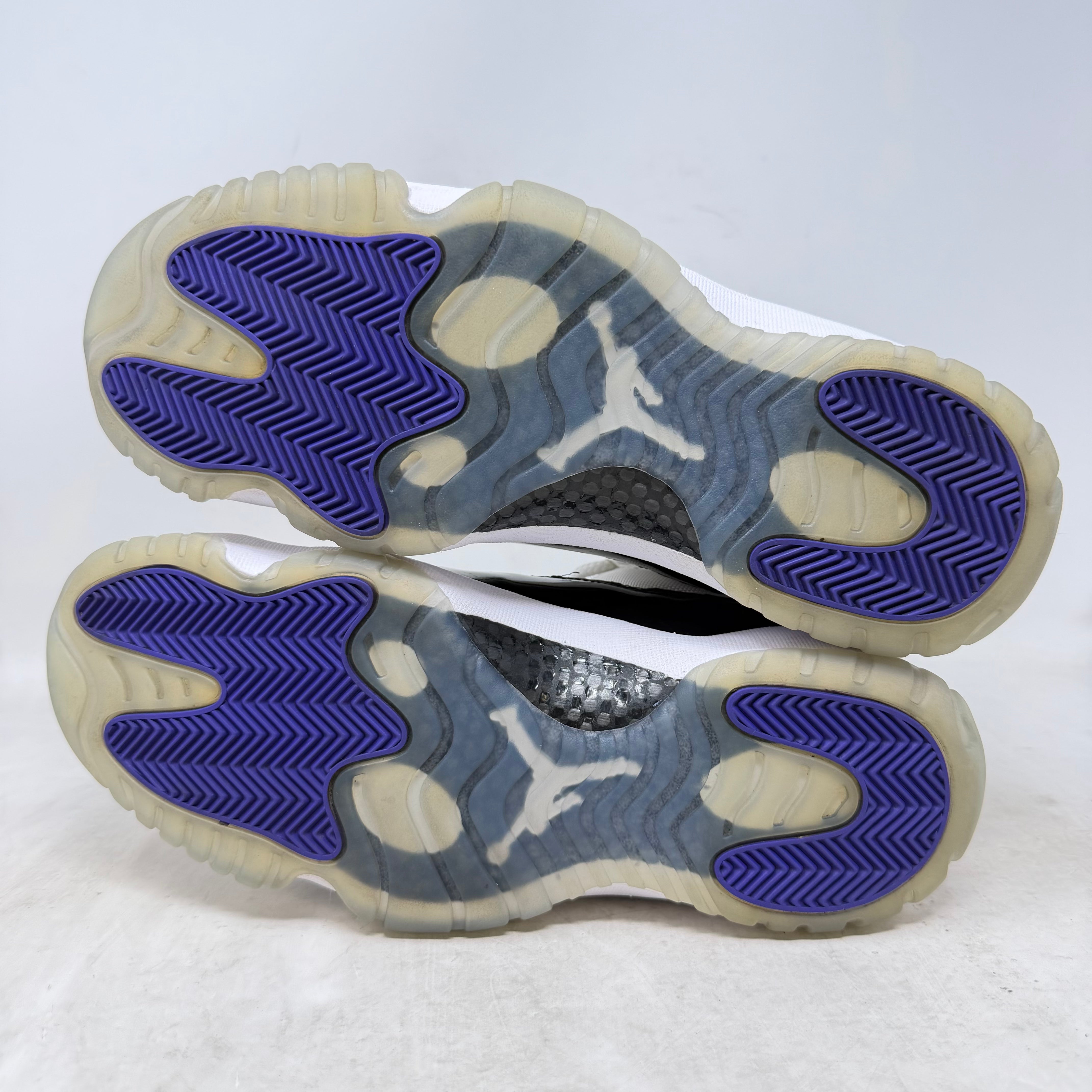 Jordan 11 Retro Low Concord