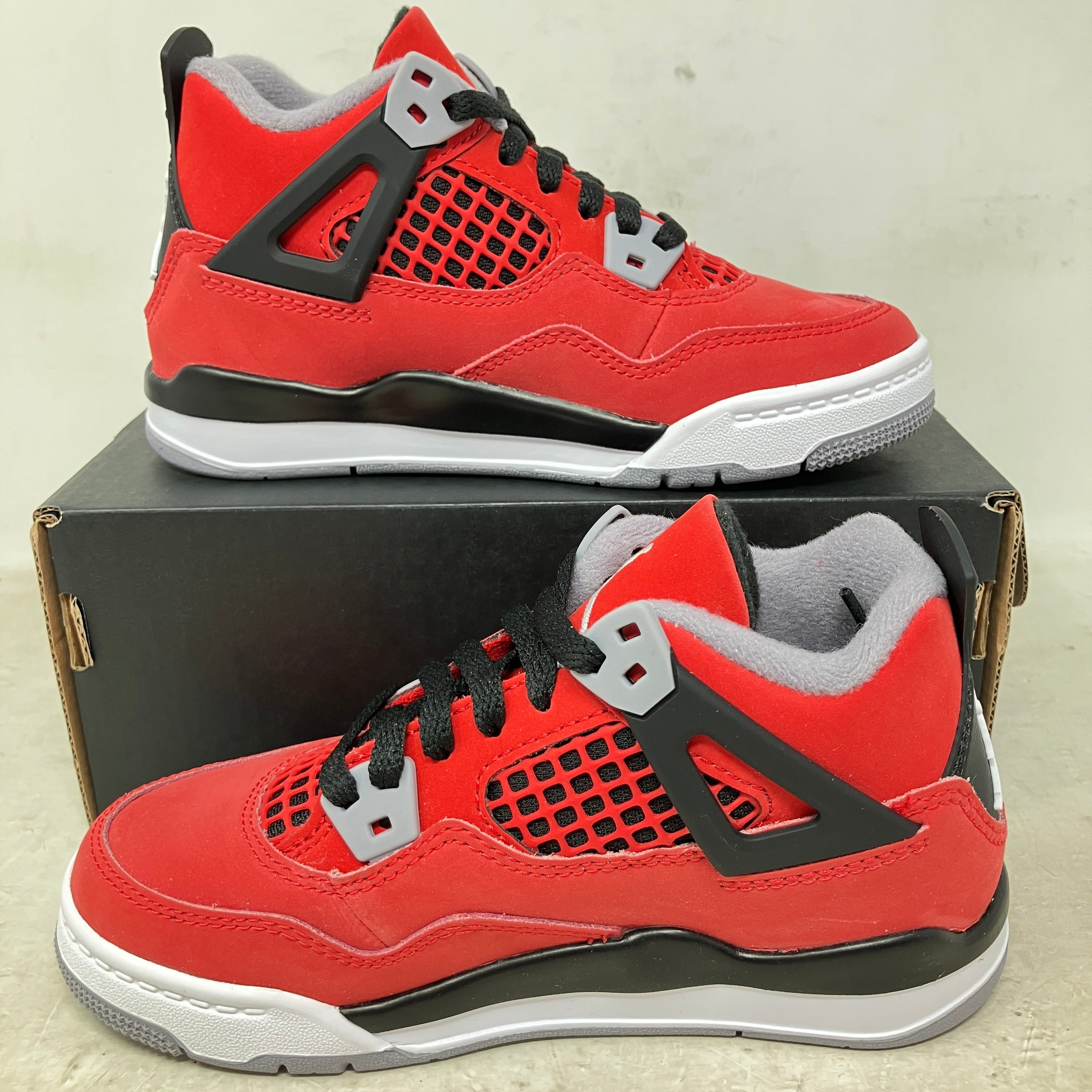Jordan 4 Retro Toro Bravo (2026) (PS/TD)