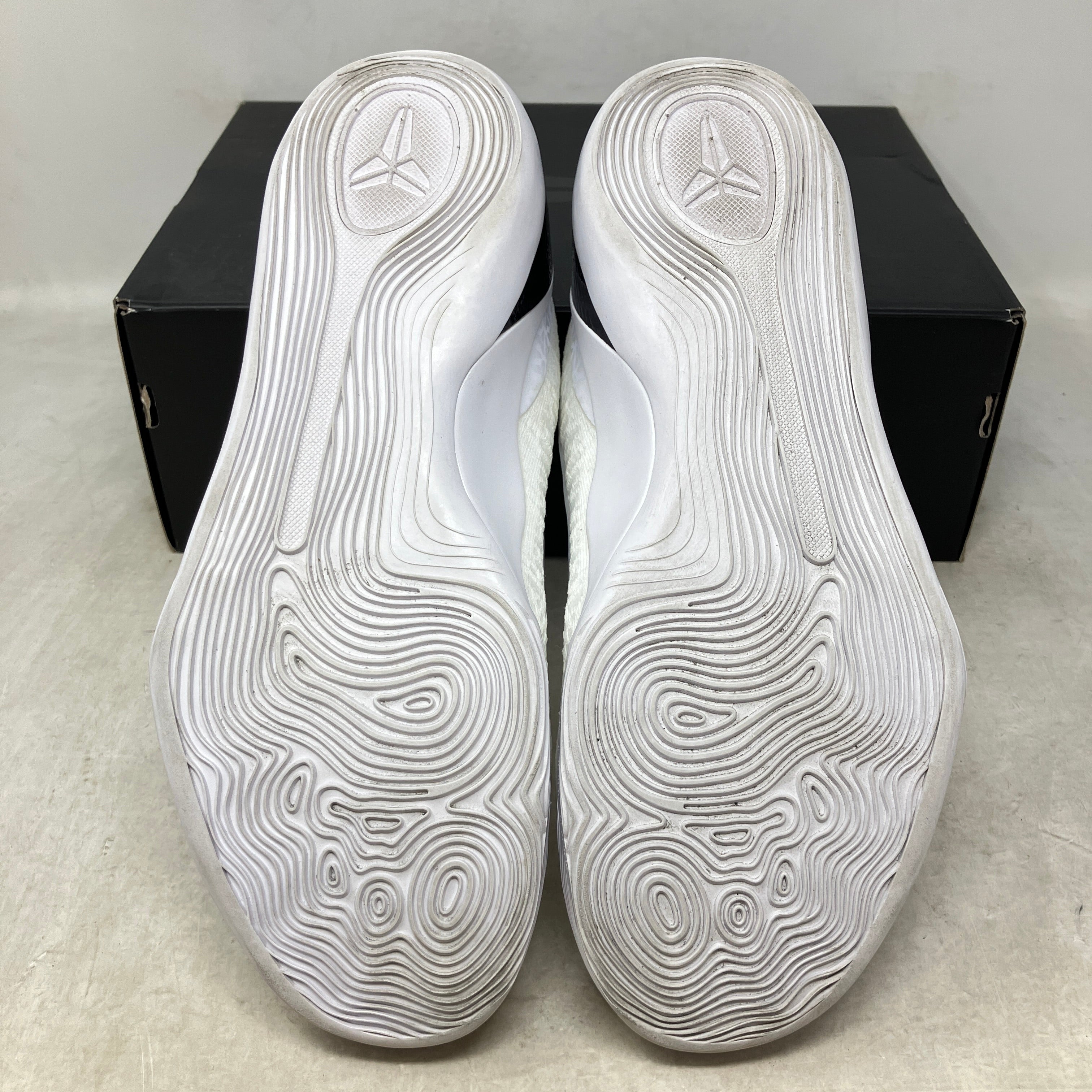 Nike Kobe 9 Elite Low Protro Halo