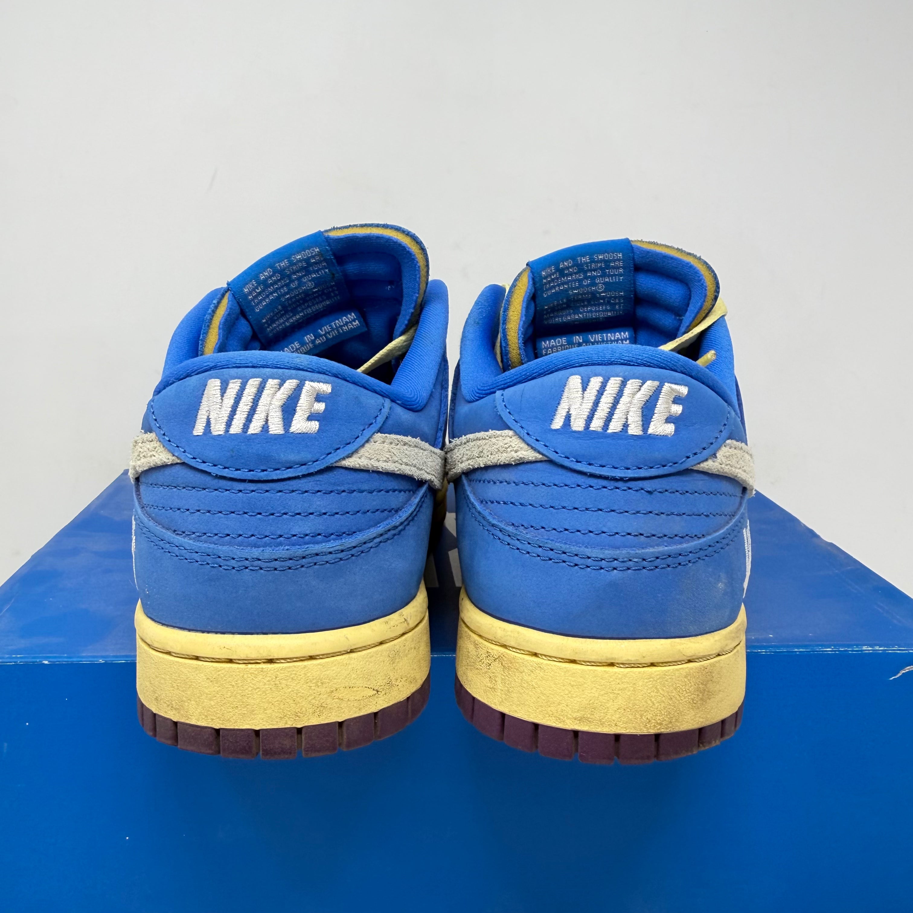 Nike Dunk Low Undefeated 5 On It Dunk vs. AF1