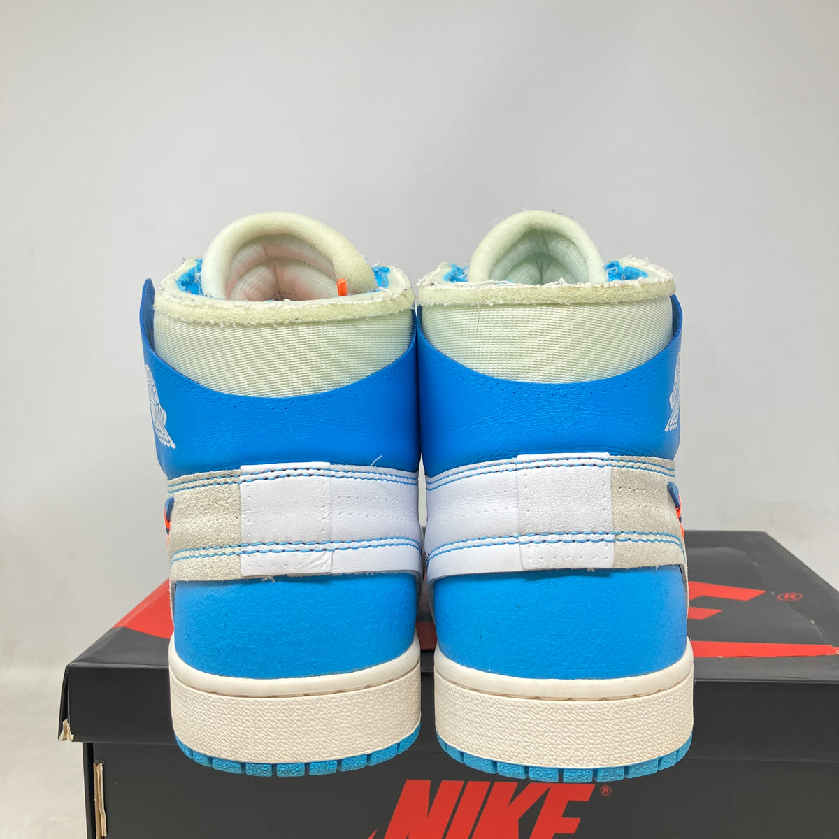 Jordan 1 Retro High Off-White University Blue