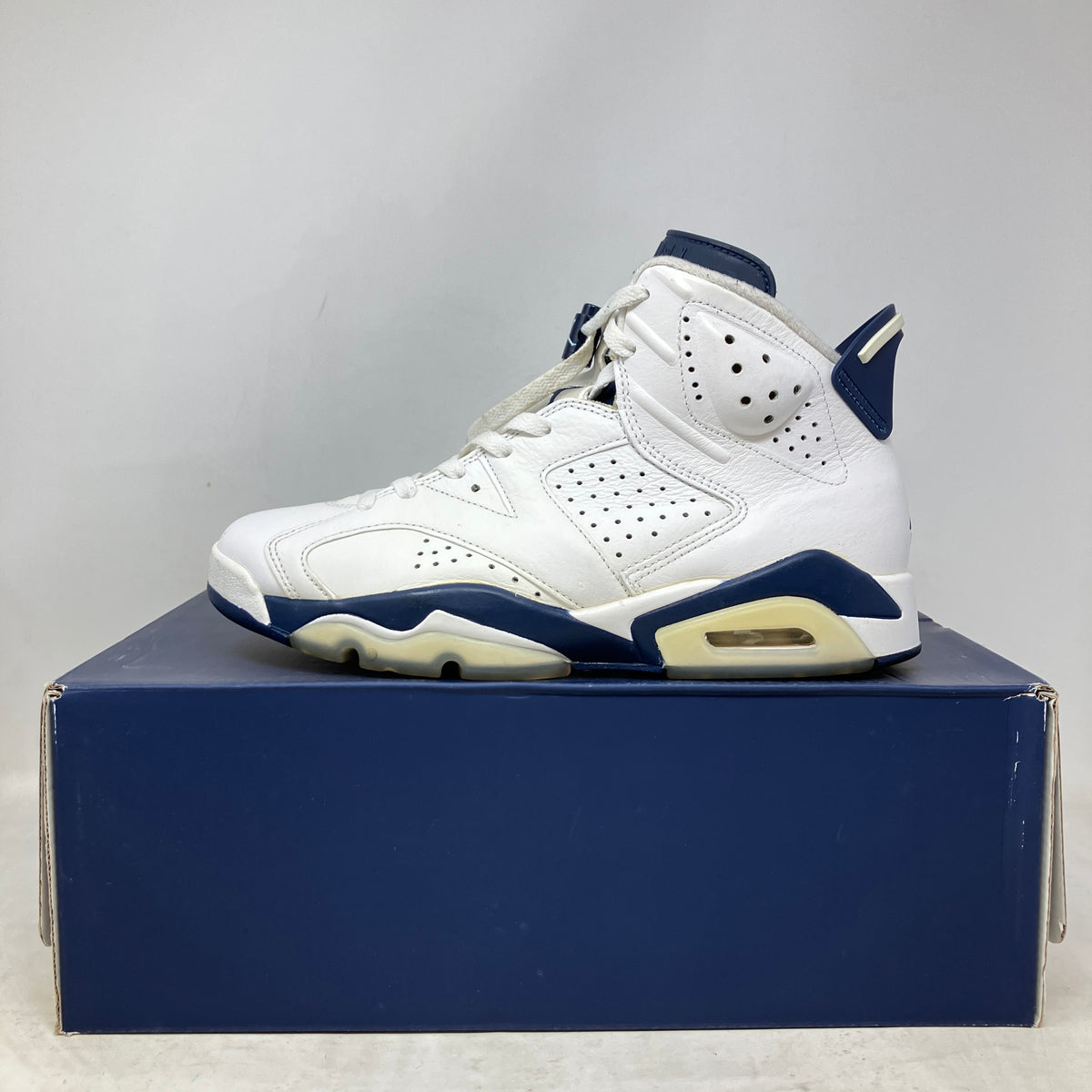 Jordan 6 Retro Midnight Navy (2022)
