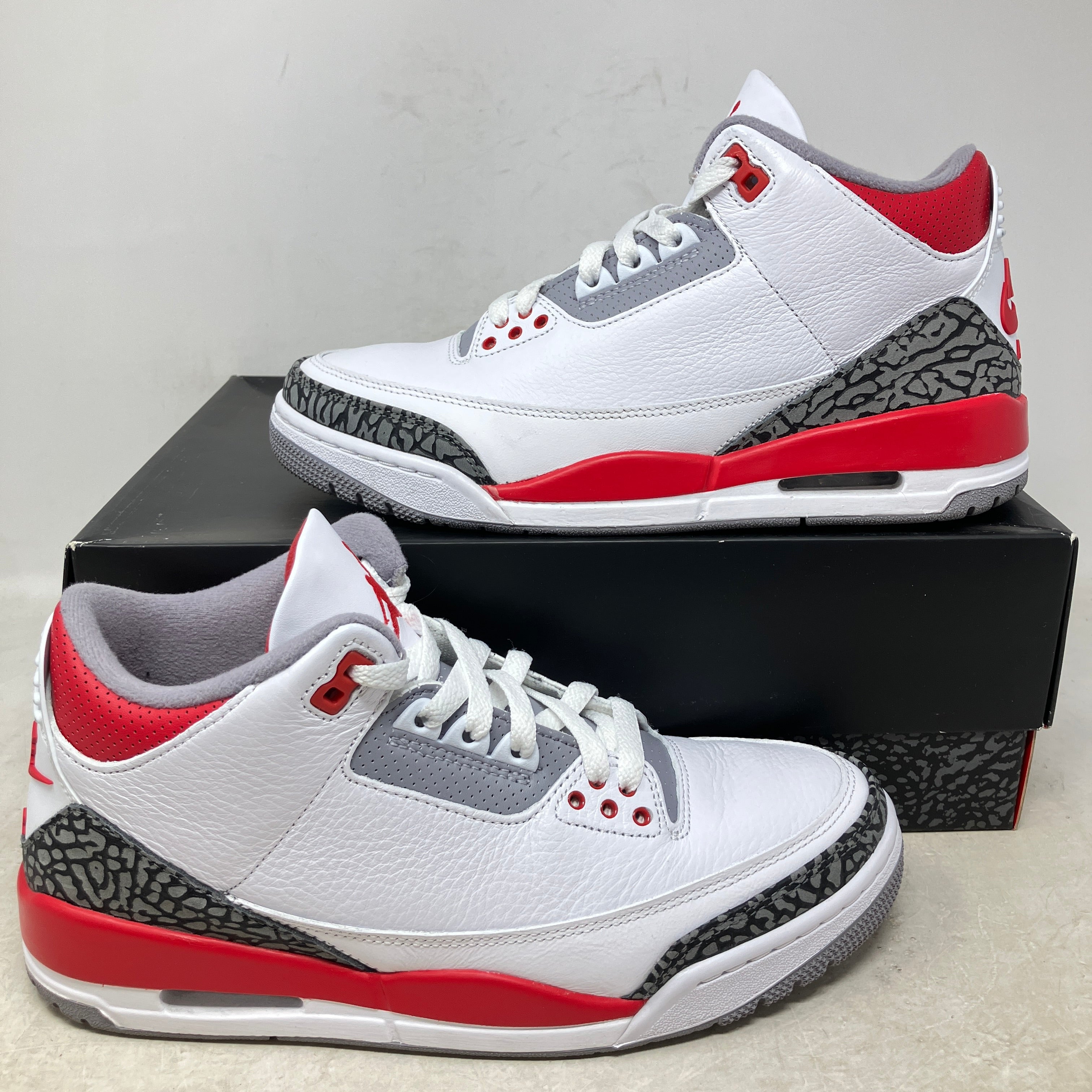 Jordan 3 Retro Fire Red (2022)