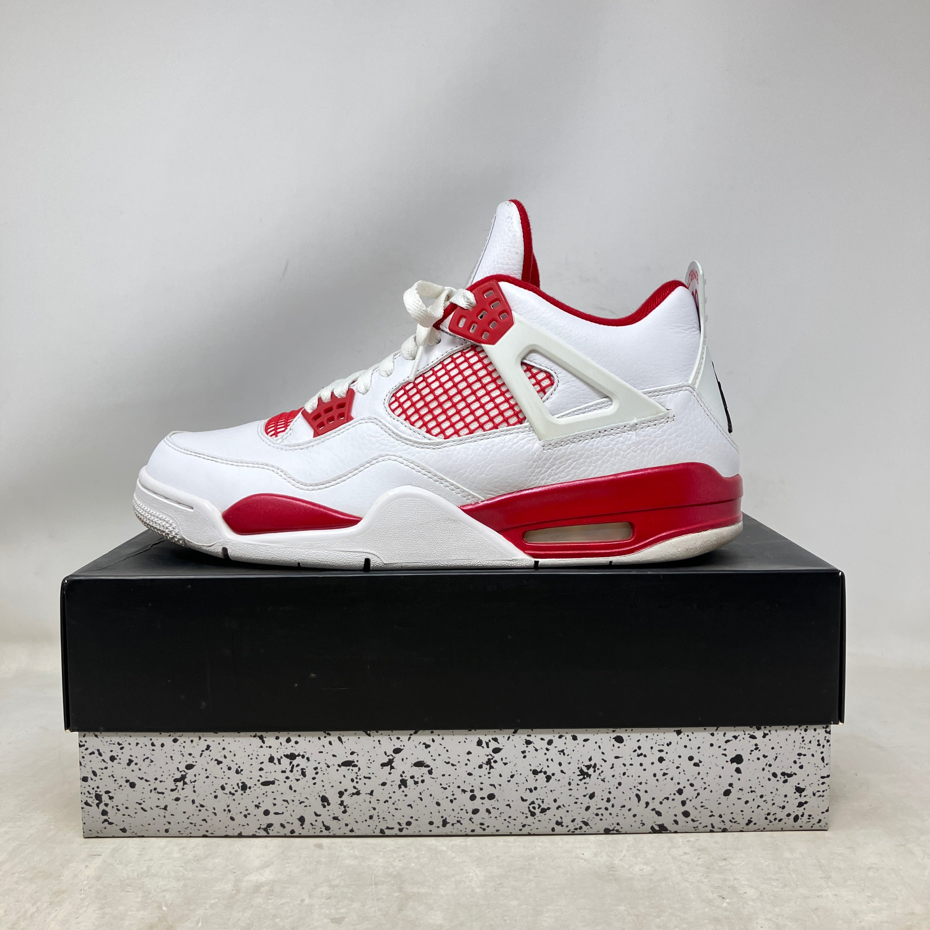 Jordan 4 Retro Alternate 89