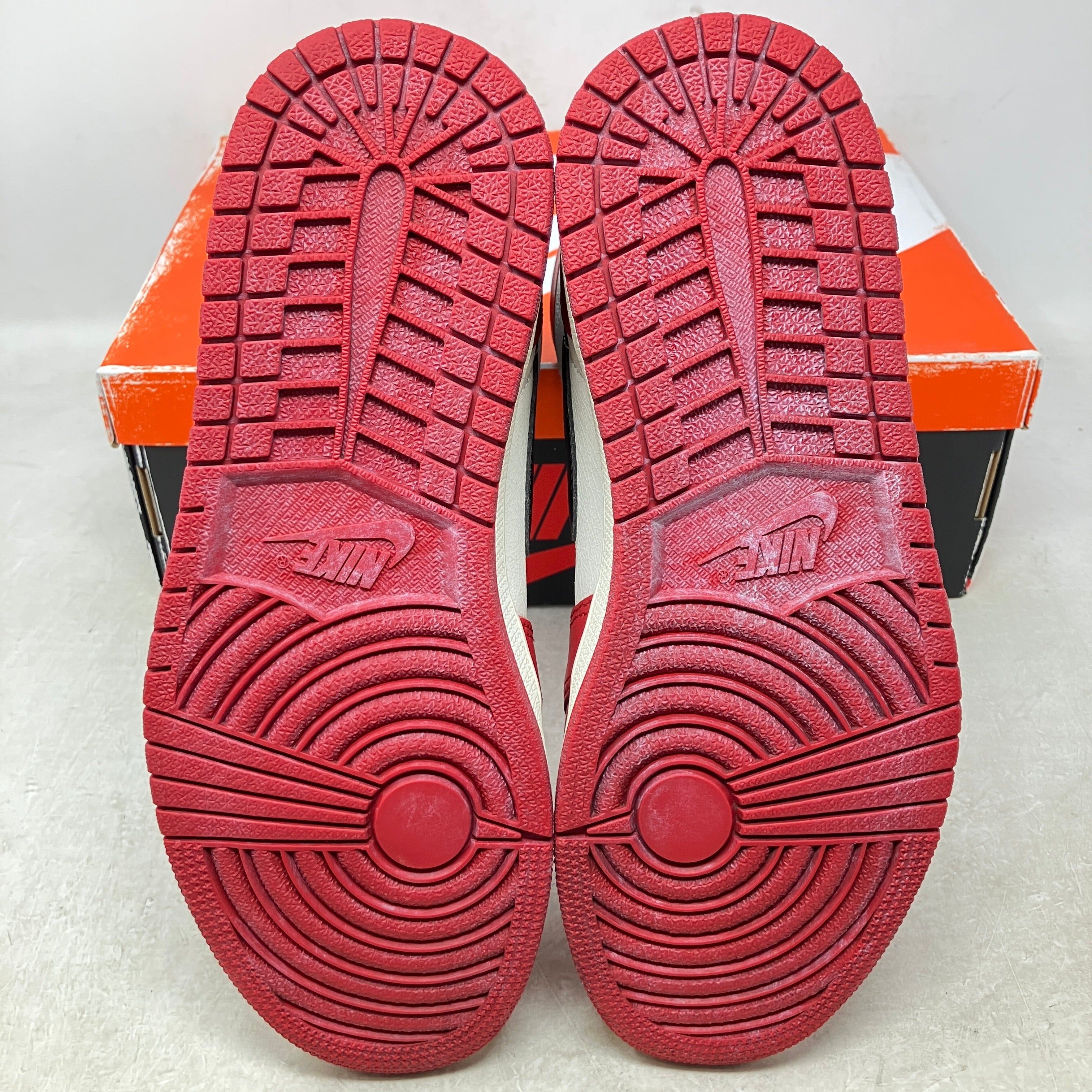 Jordan 1 Retro High OG Chicago Lost and Found