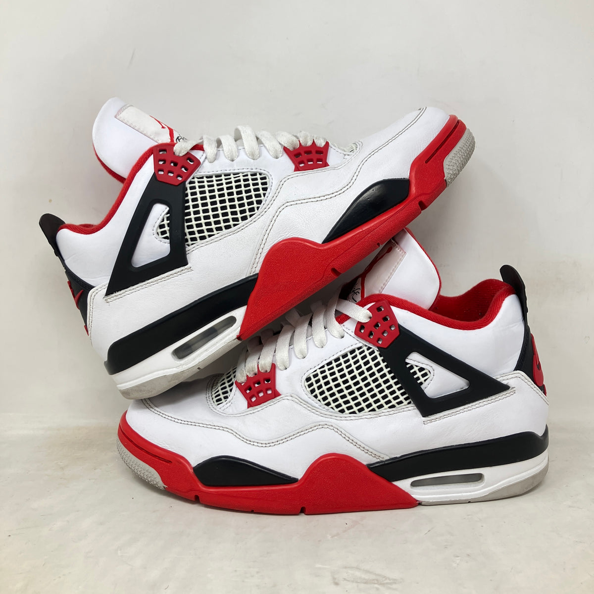 Jordan 4 Retro Fire Red (2020)