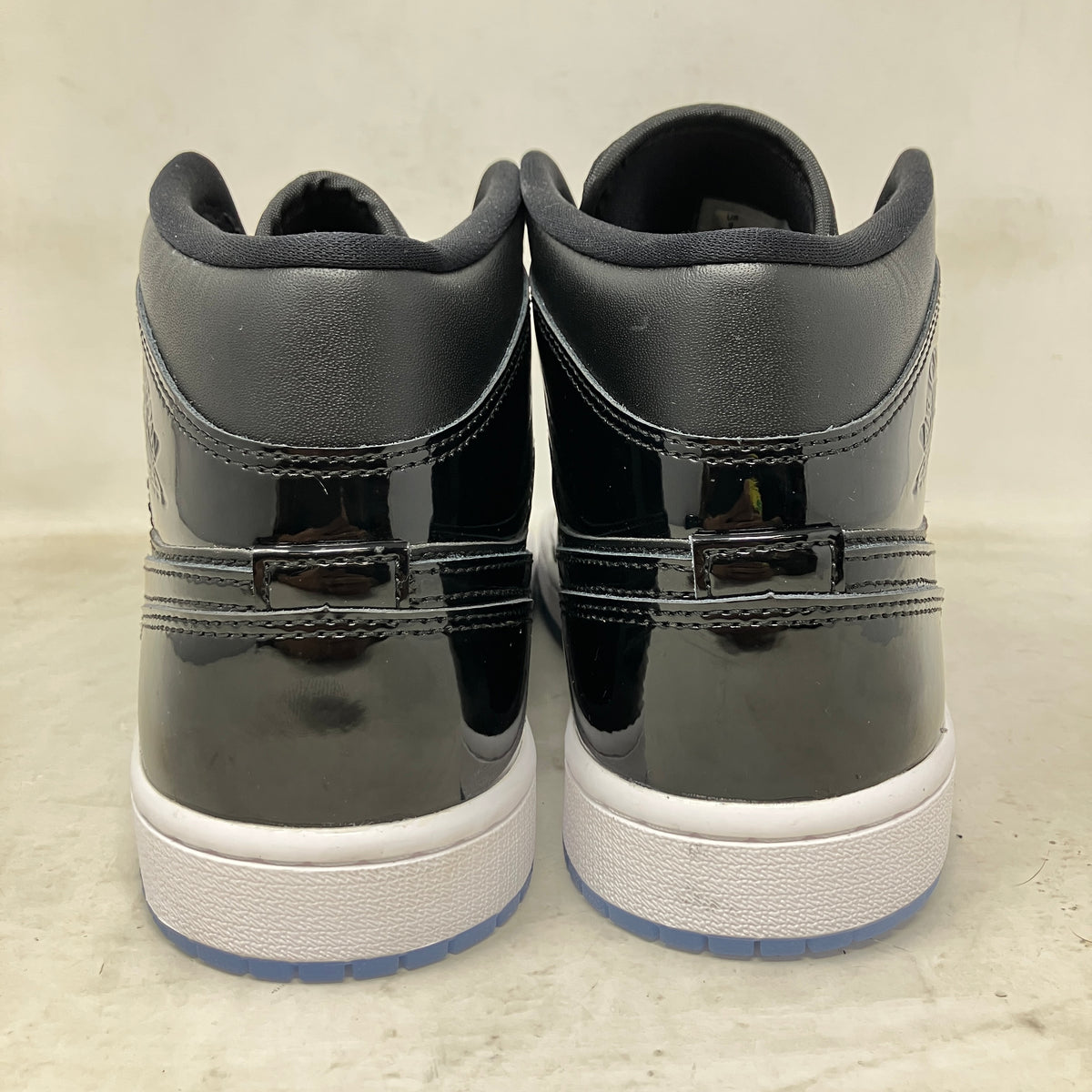 Jordan 1 Mid SE Space Jam