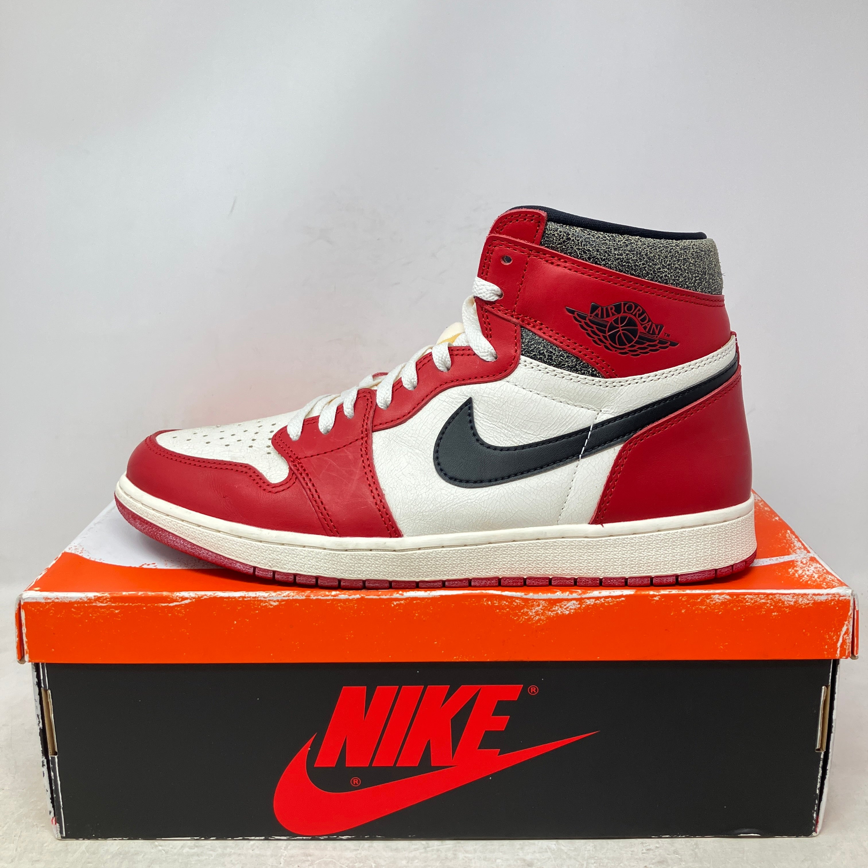 Jordan 1 Retro High OG Chicago Lost and Found – Hidden Realm