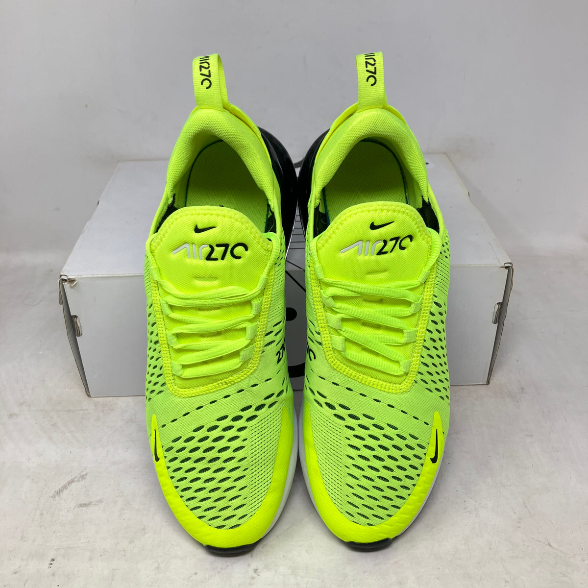 Nike Air Max 270 Volt