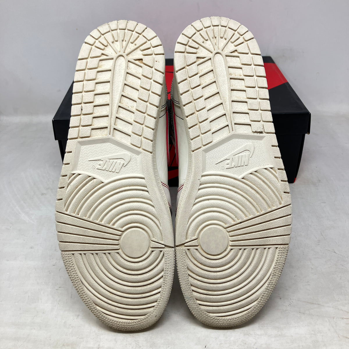 Jordan 1 Retro High Phantom Gym Red