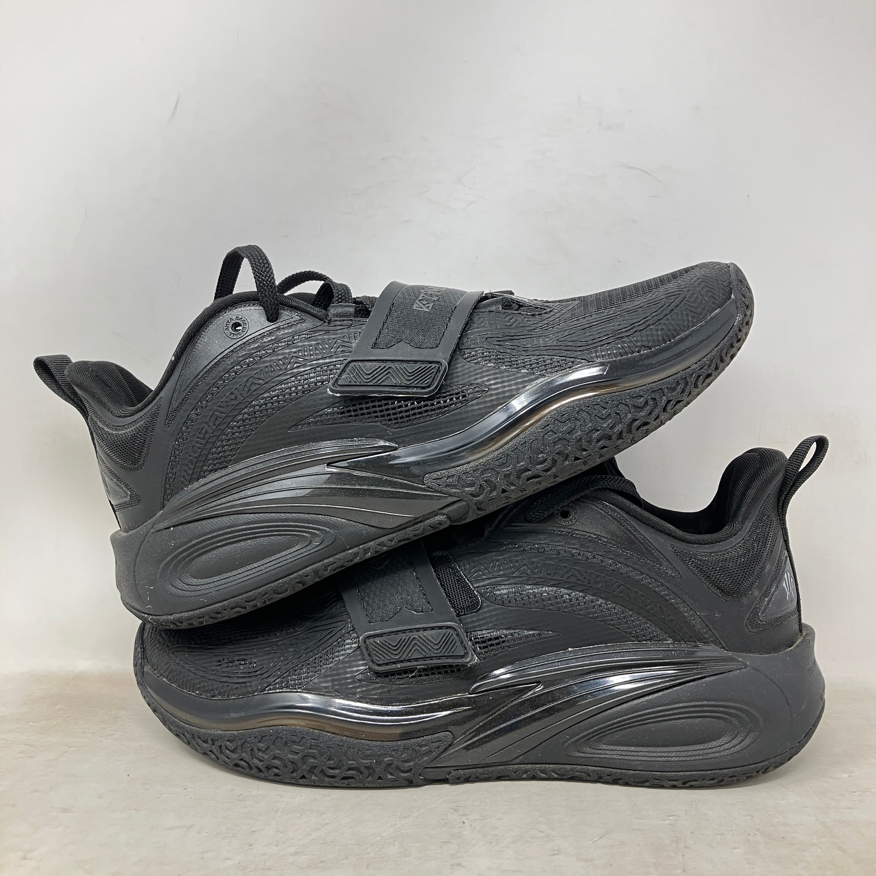 Anta Kai 1 Yin Triple Black