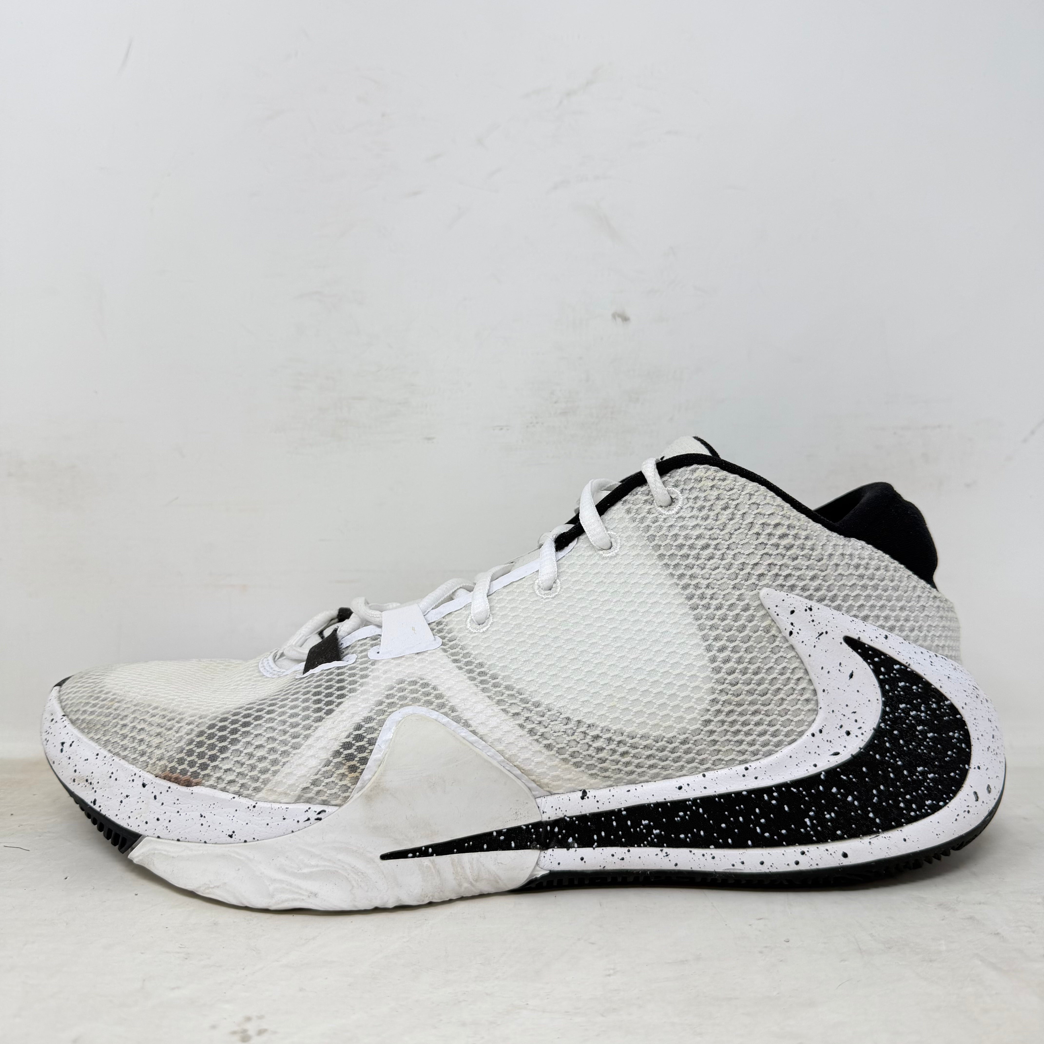 Nike Zoom Freak 1 White Black – Hidden Realm