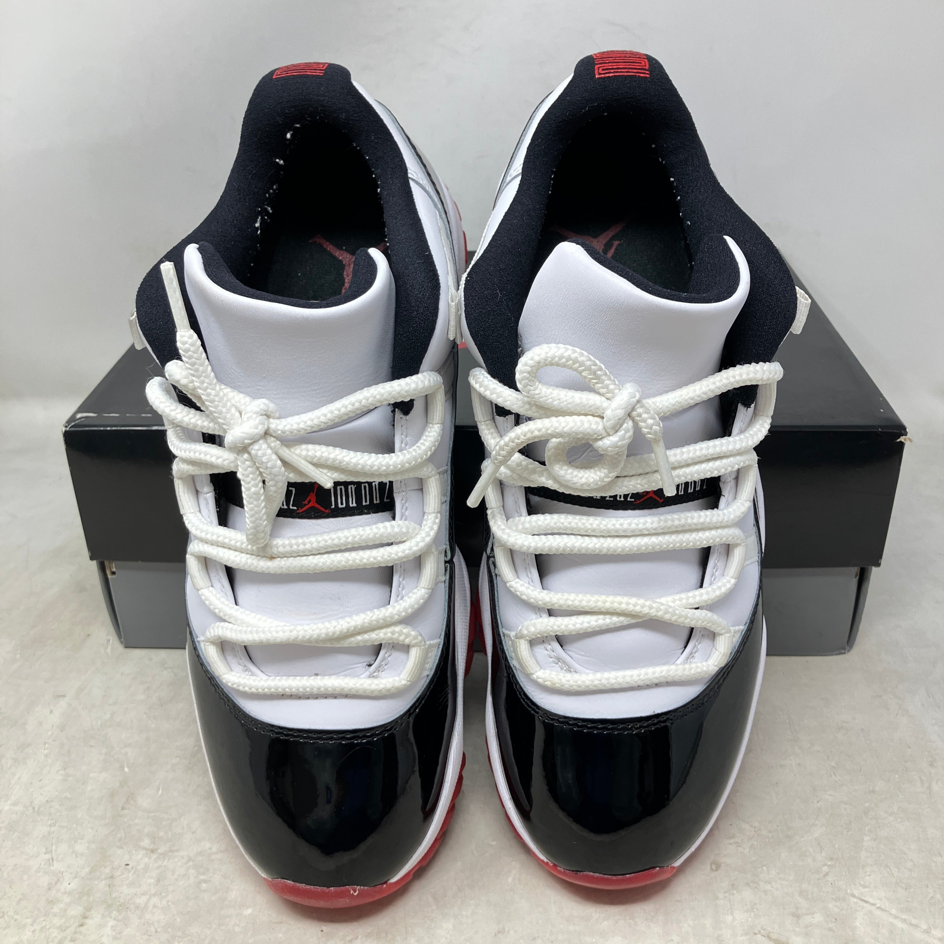 Jordan 11 Retro Low Concord Bred