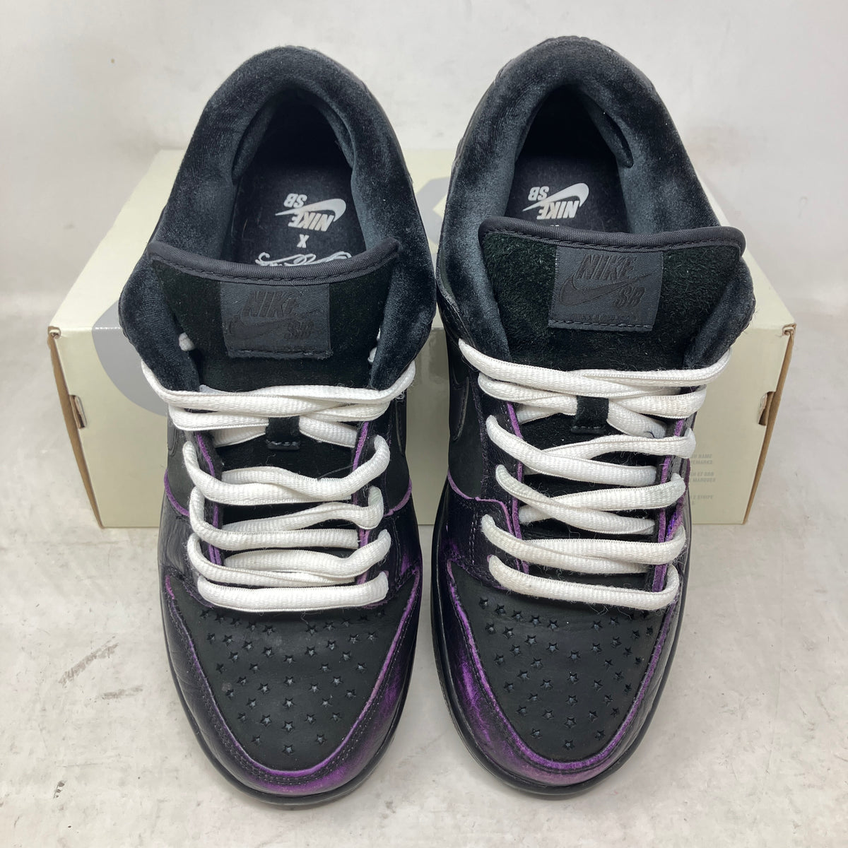 Nike SB Dunk Low Familia First Avenue
