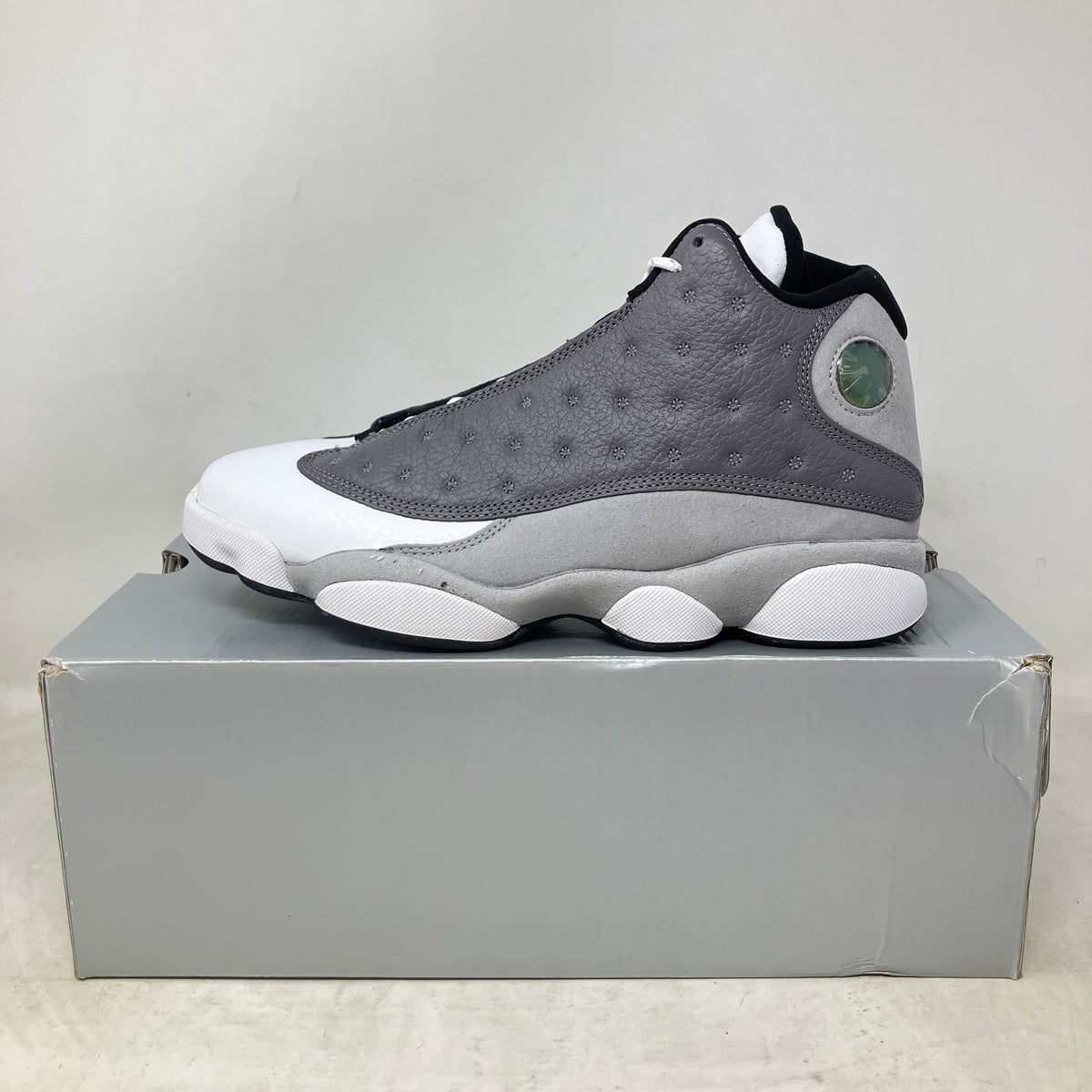 Jordan 13 Retro Atmosphere Grey