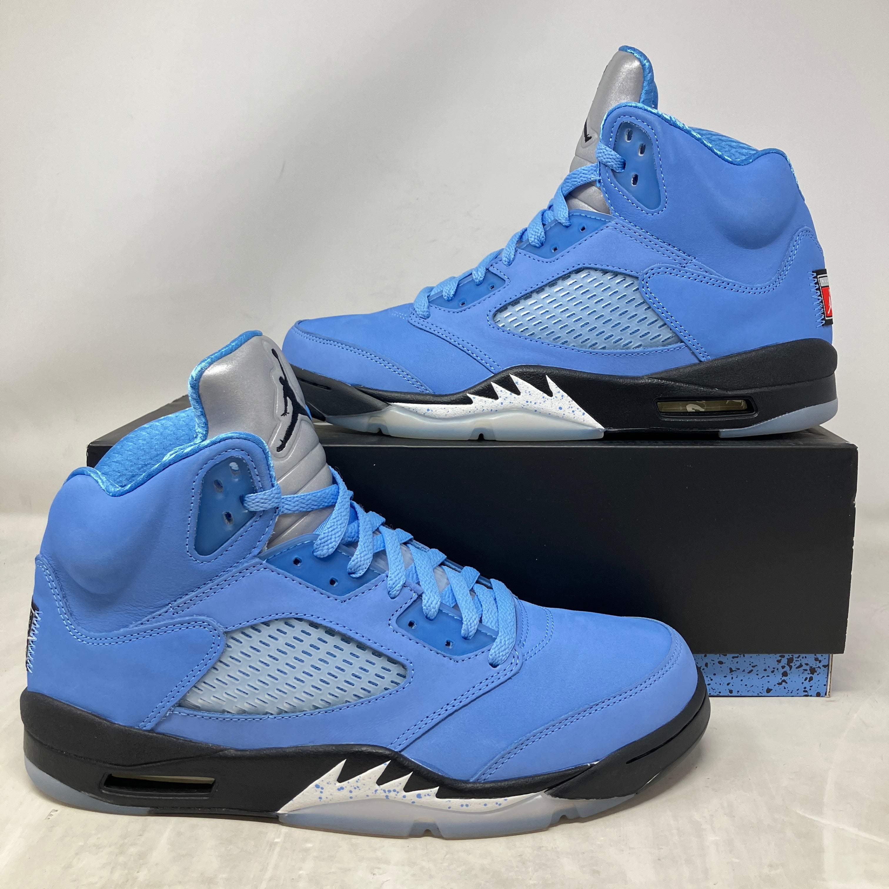 Jordan 5 Retro UNC University Blue