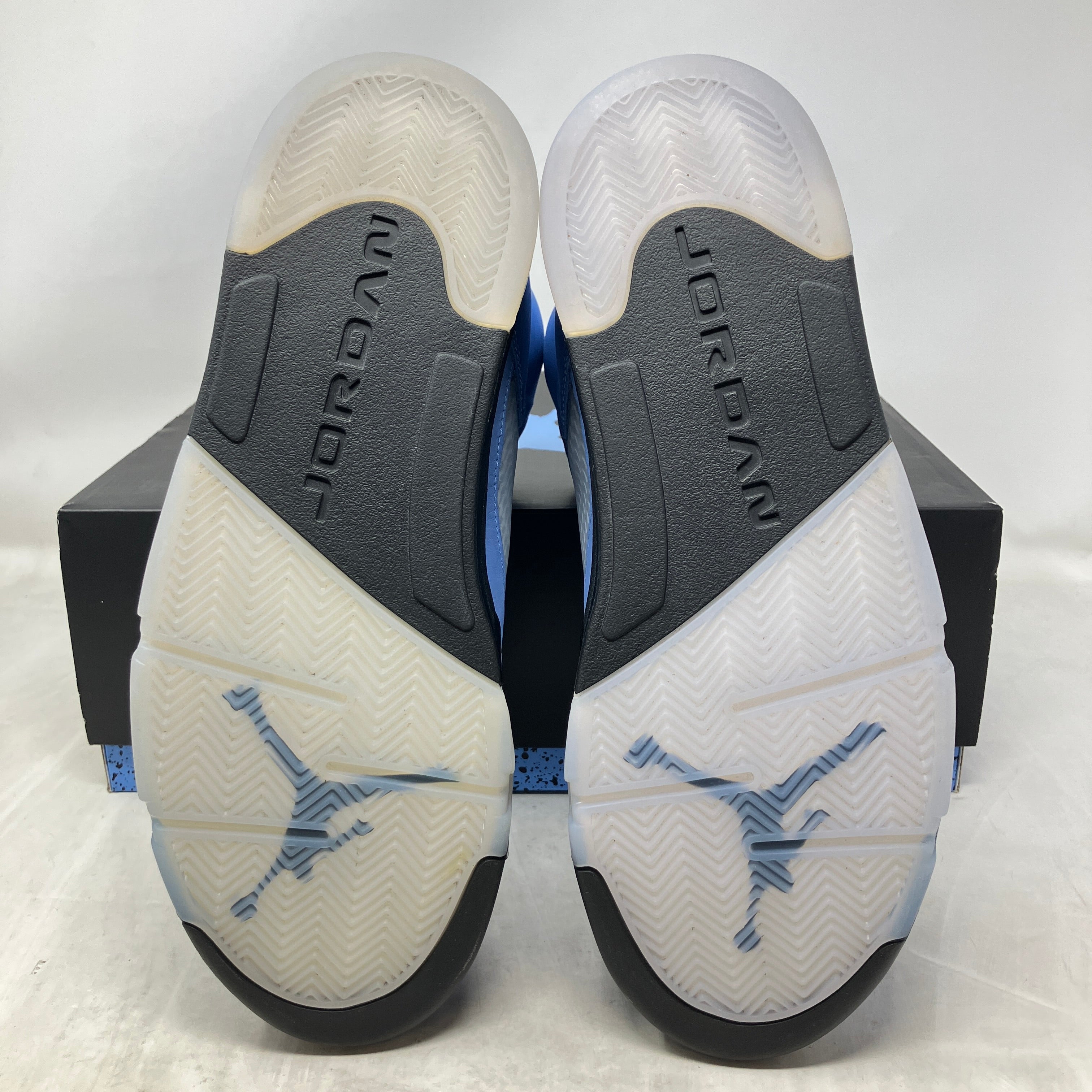 Jordan 5 Retro UNC University Blue