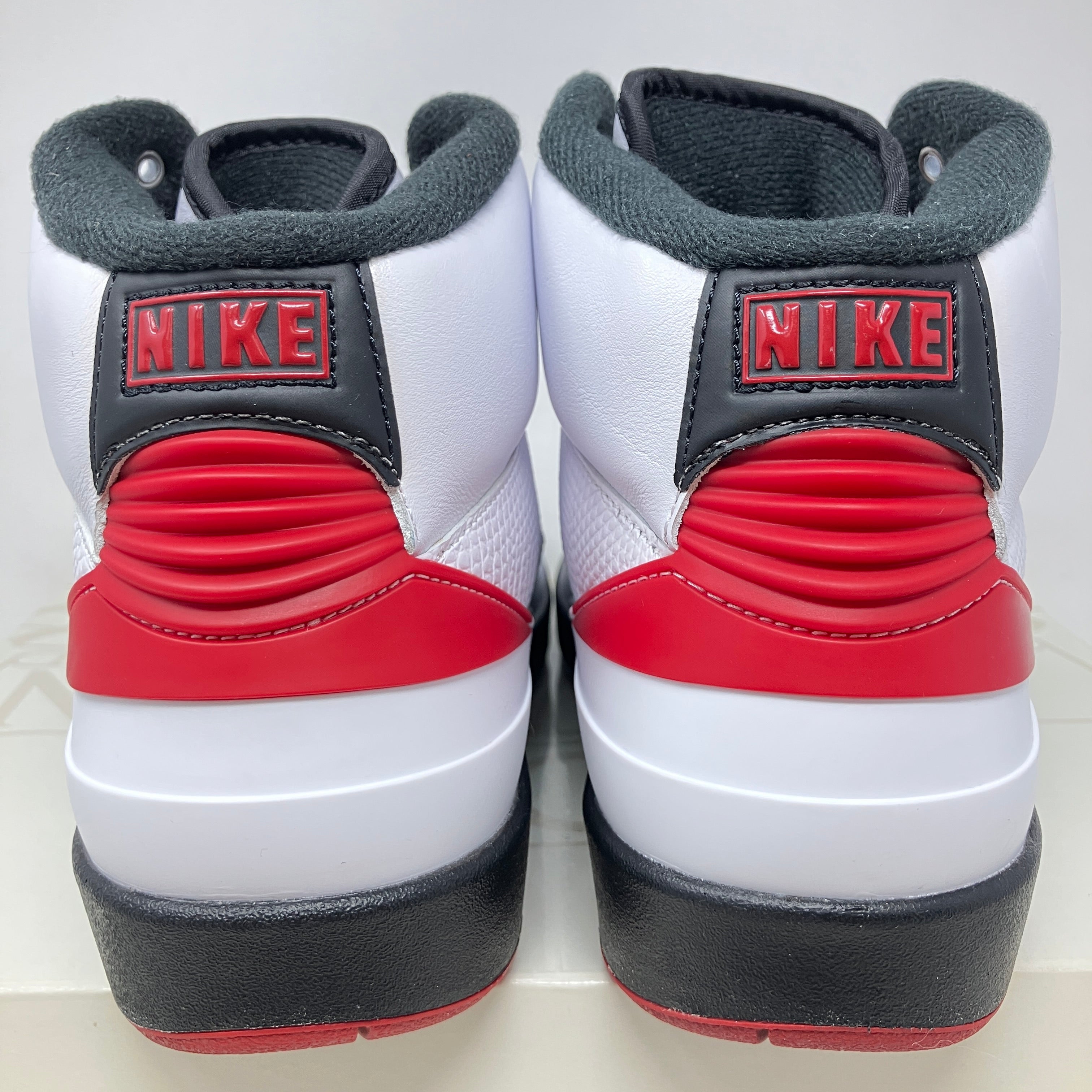 Jordan 2 Retro OG Chicago (2022)