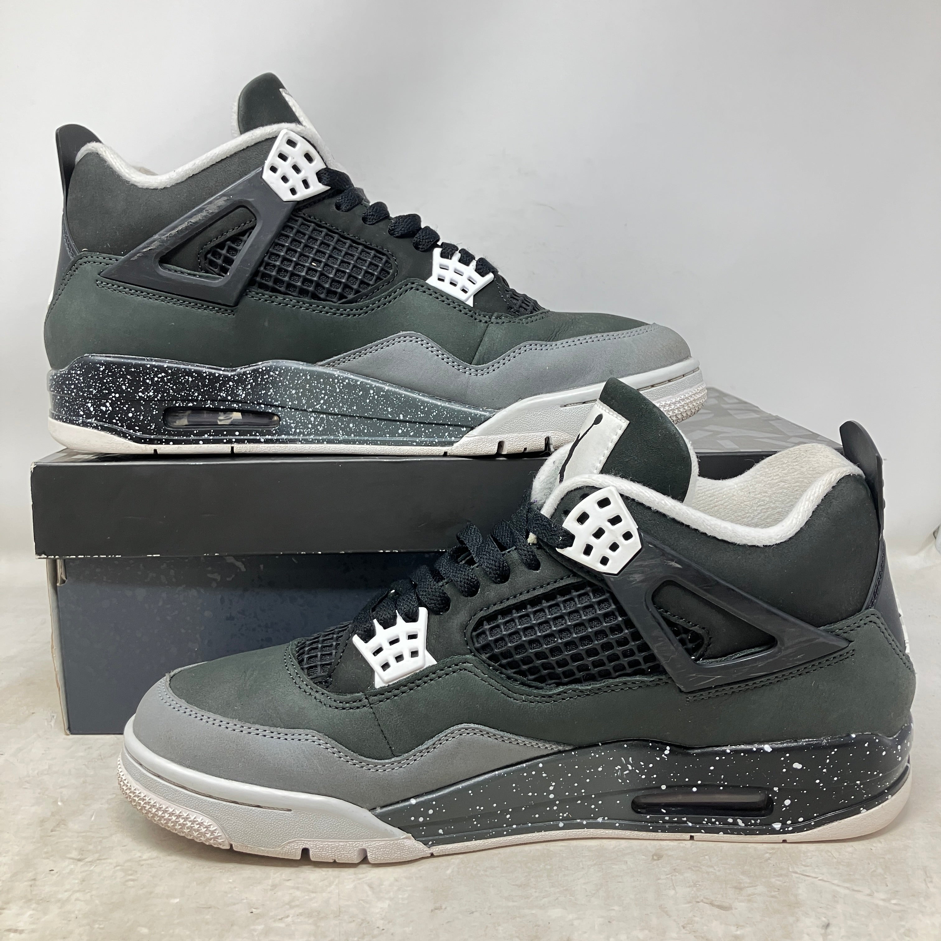 Jordan 4 Retro Fear (2024)