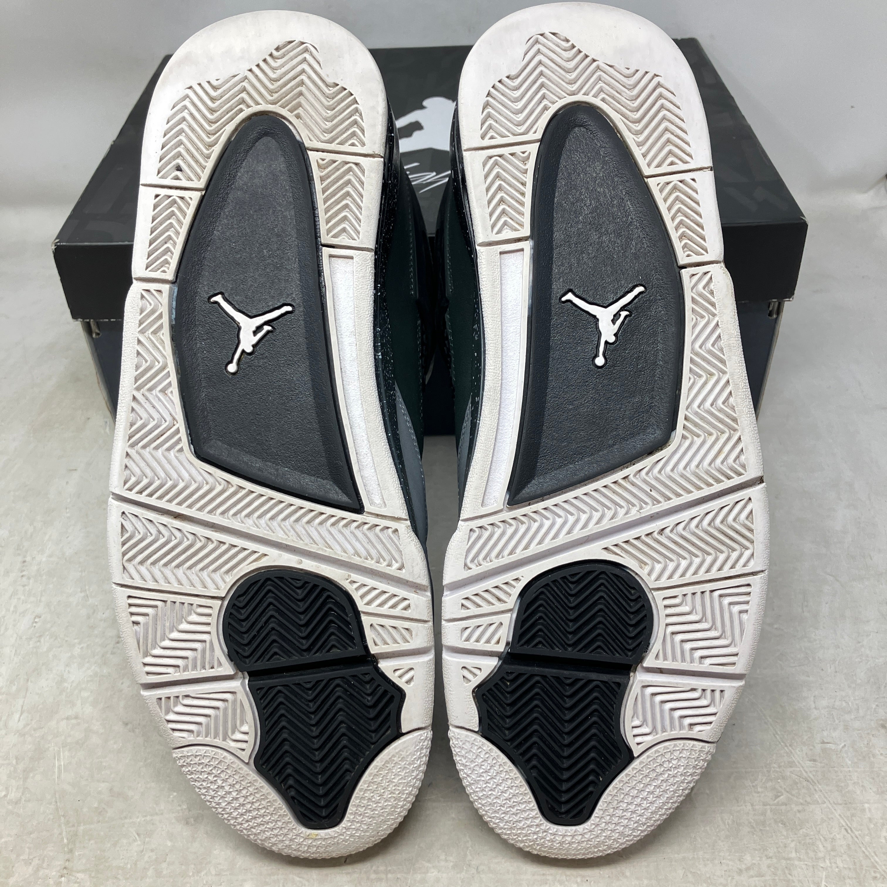 Jordan 4 Retro Fear (2024)
