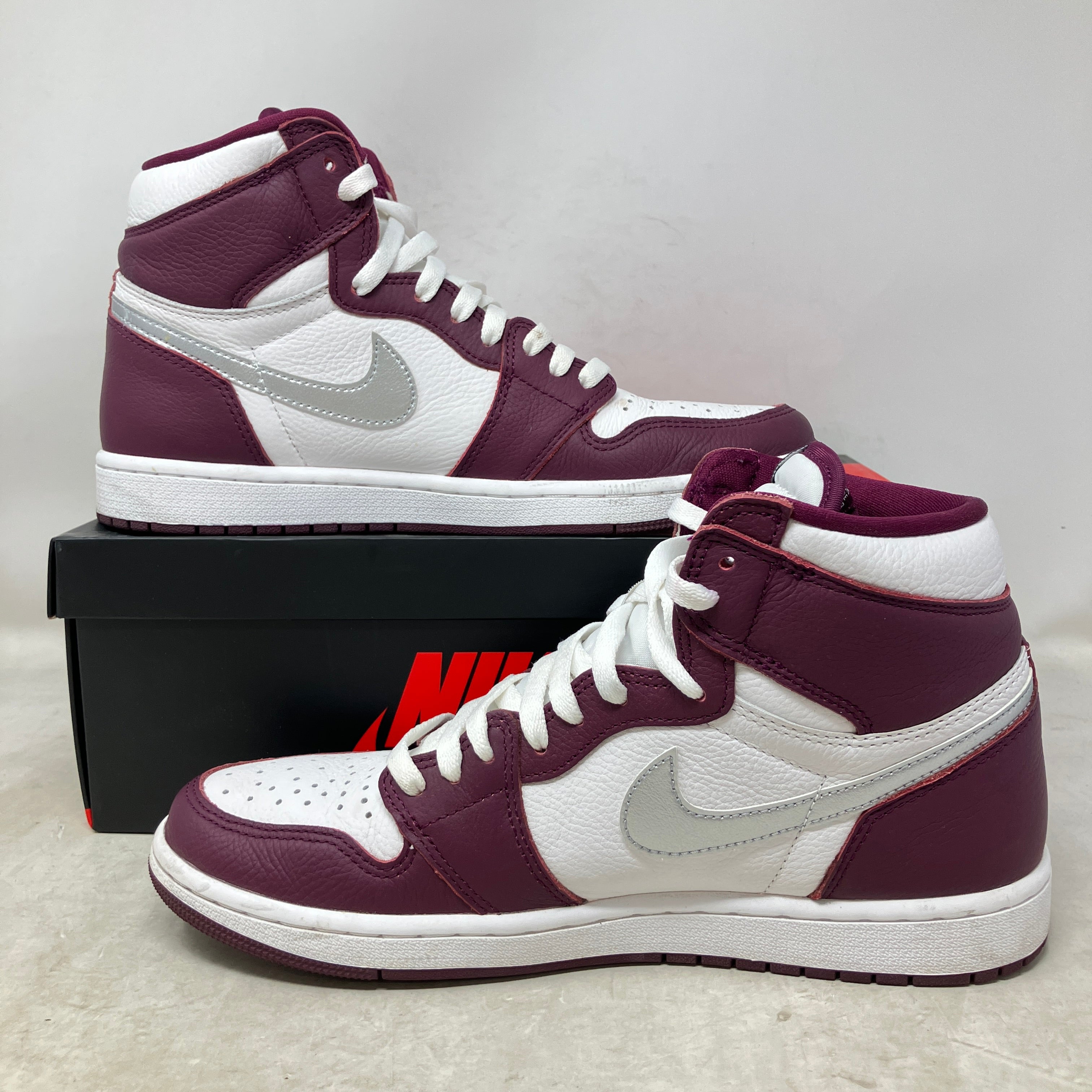 Jordan 1 Retro High OG Bordeaux
