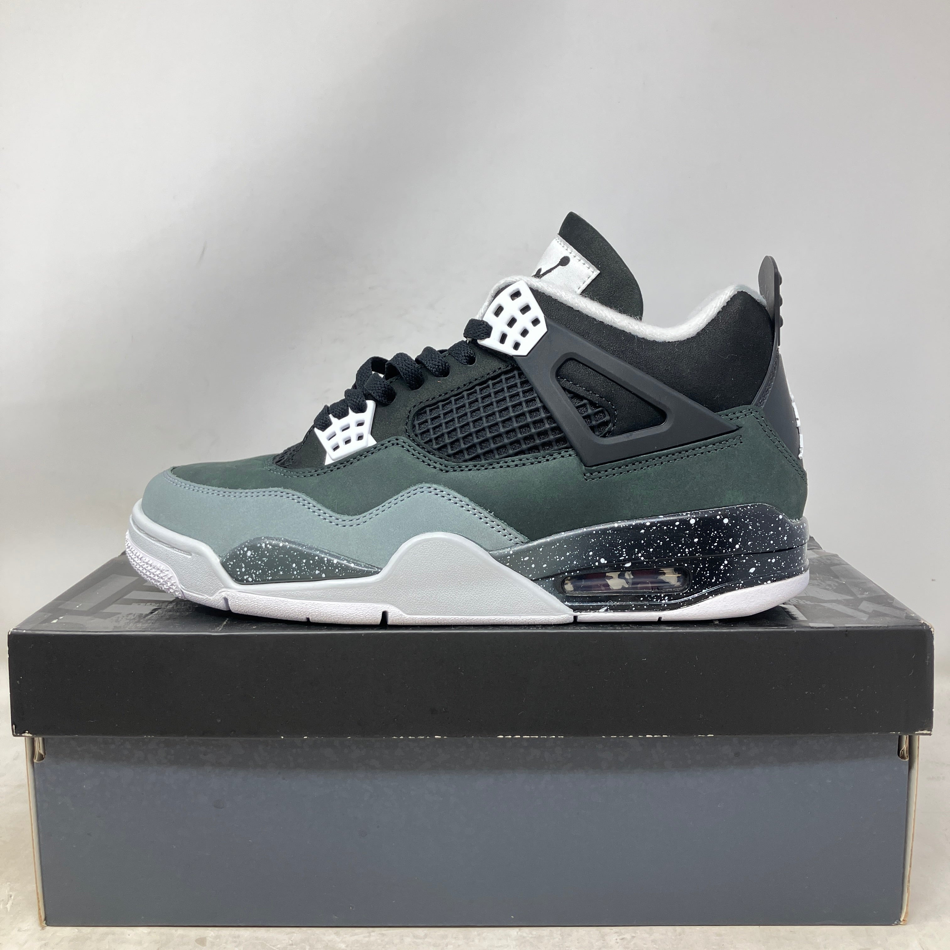 Jordan 4 Retro Fear (2024)