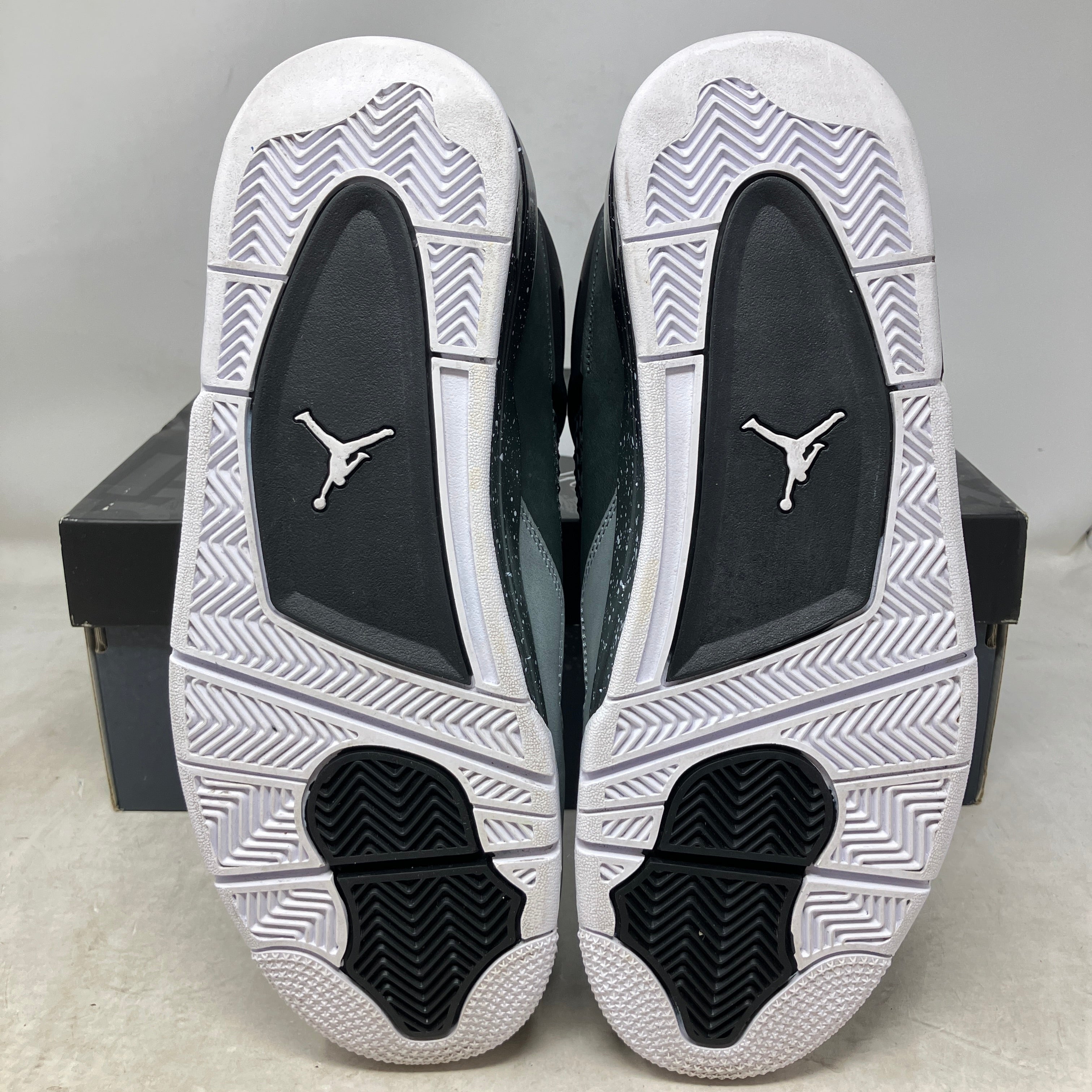 Jordan 4 Retro Fear (2024)