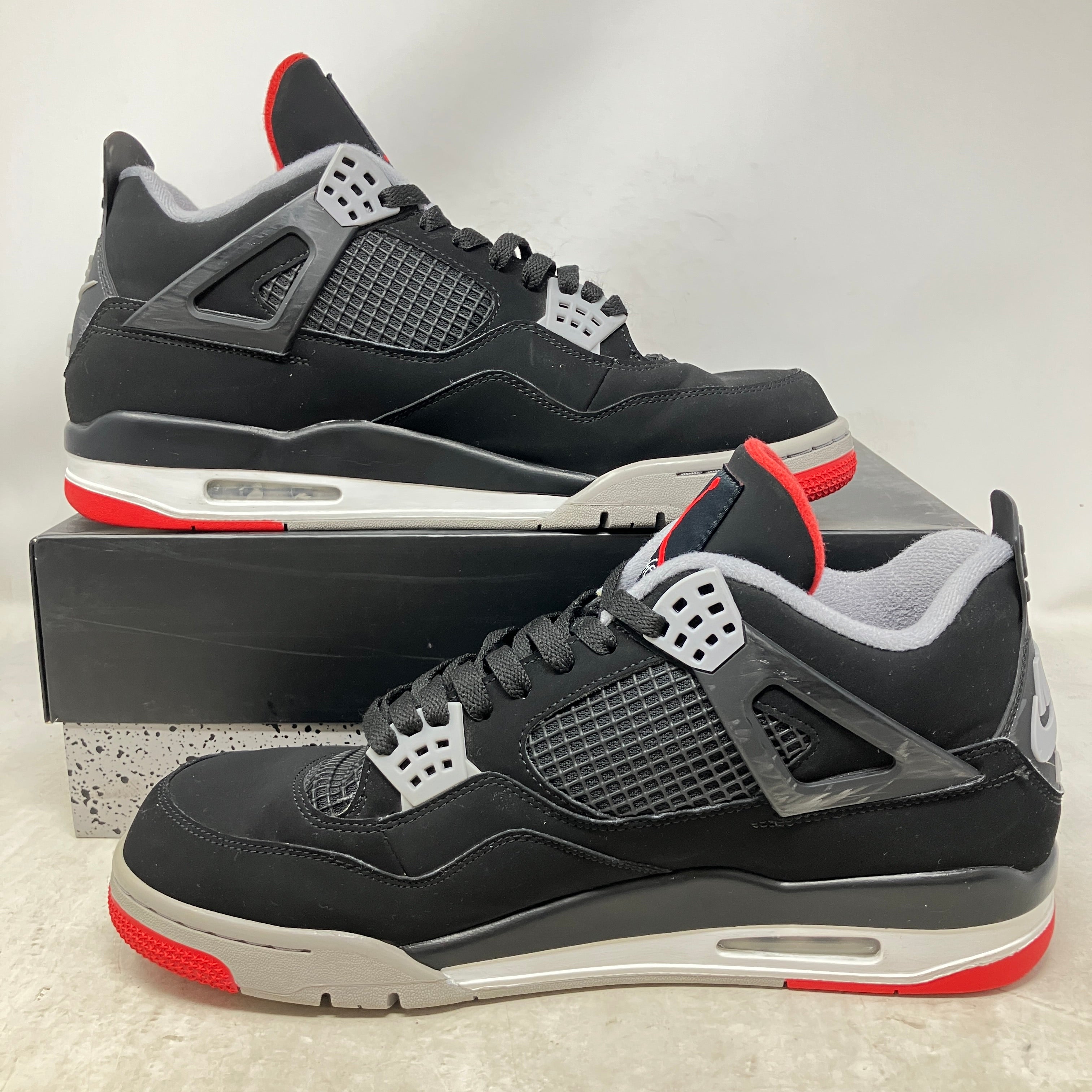 Jordan 4 Retro Bred (2019)